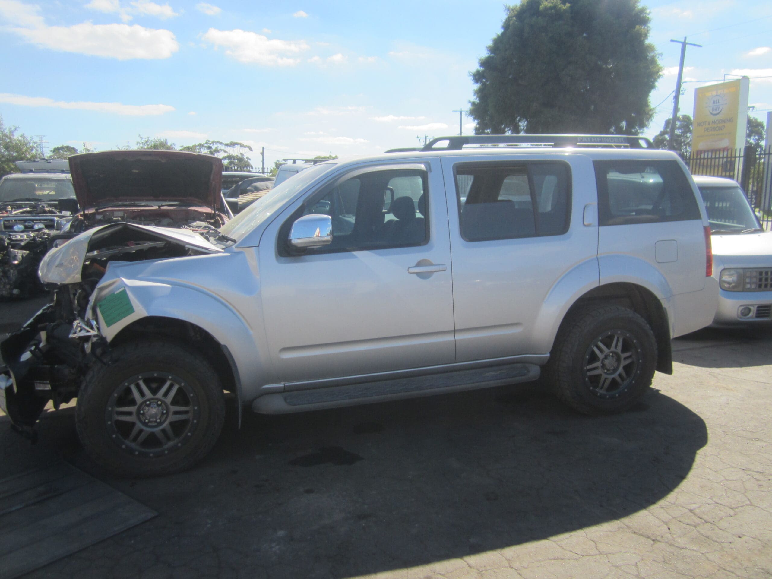 NISSAN PATHFINDER R51 ST-L YD25 DIESEL 2008 WRECKING