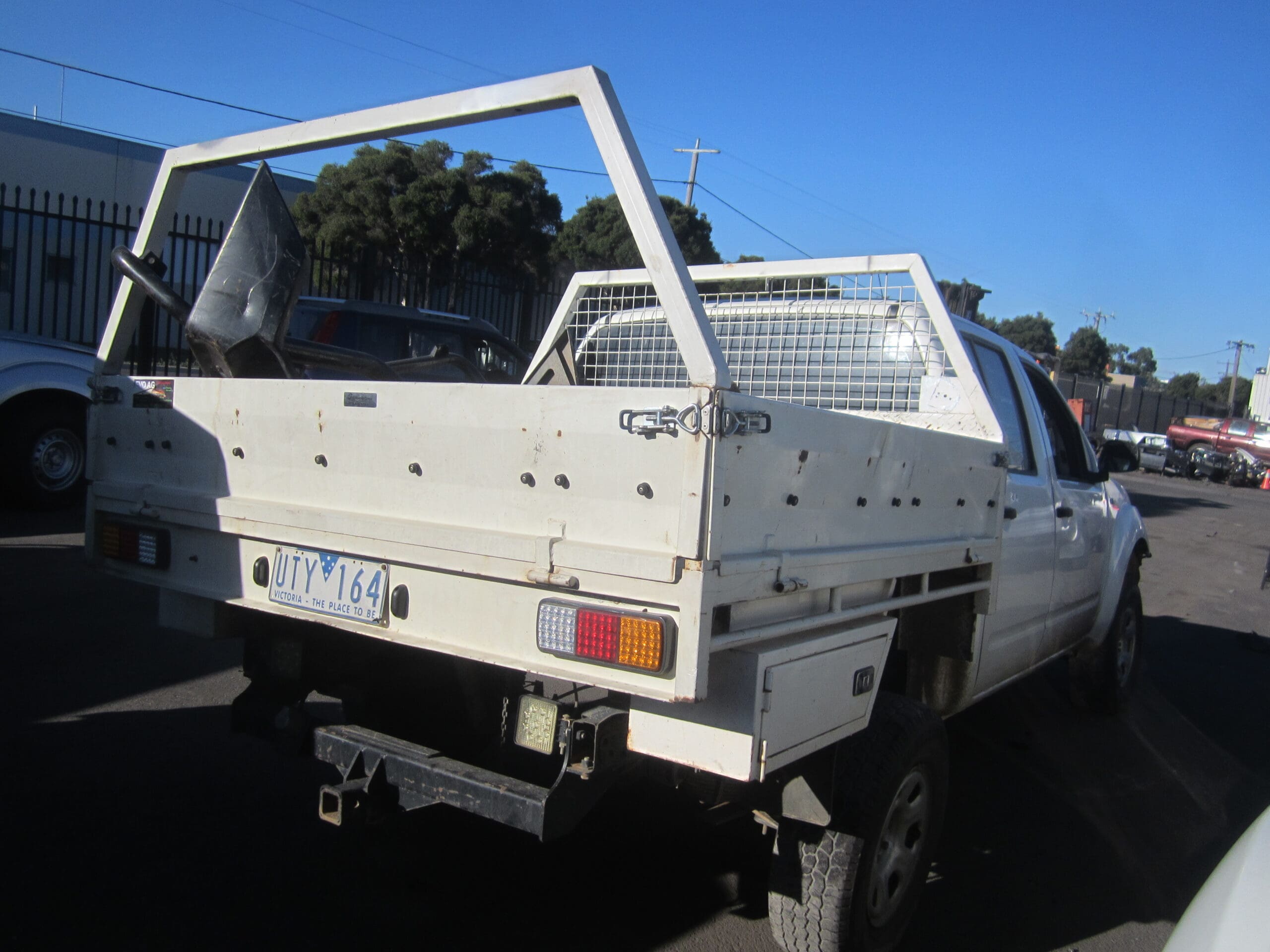 NISSAN NAVARA D40 VSK YD25 MANUAL 2008 WRECKING