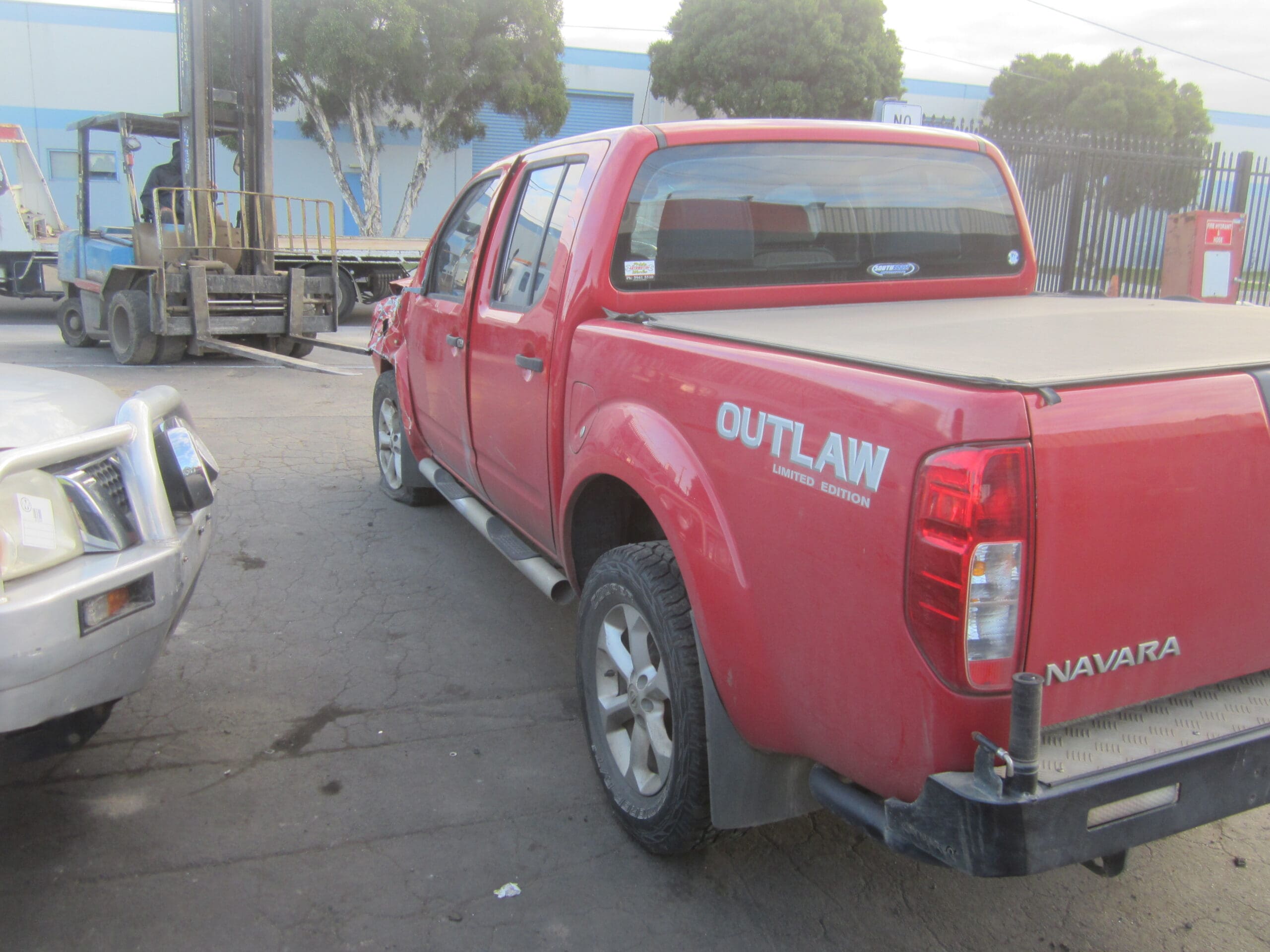 NISSAN NAVARA D40 VSK YD25 DIESEL 2012 WRECKING