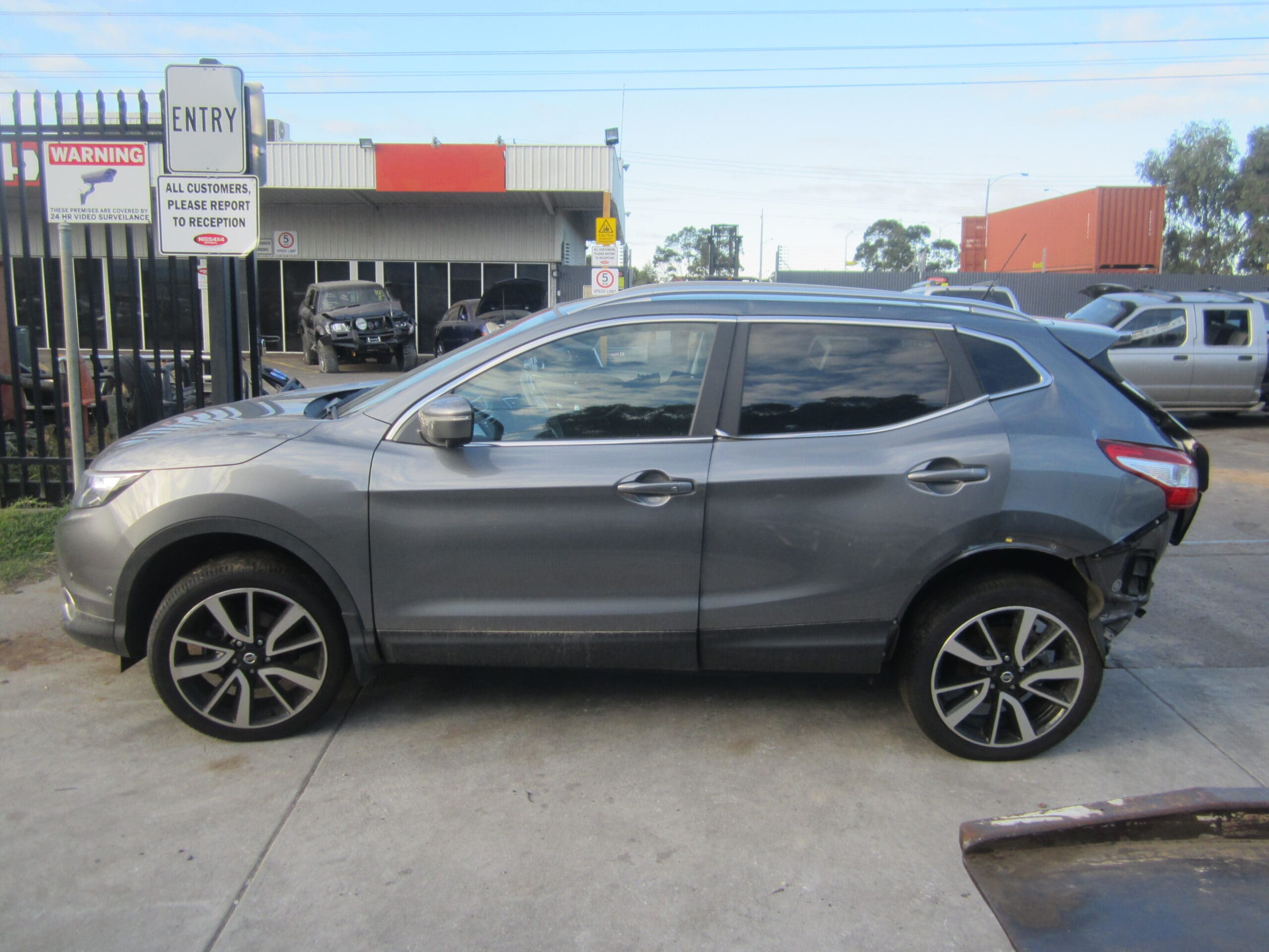 NISSAN QASHQAI J11 Ti 2014 WRECKING