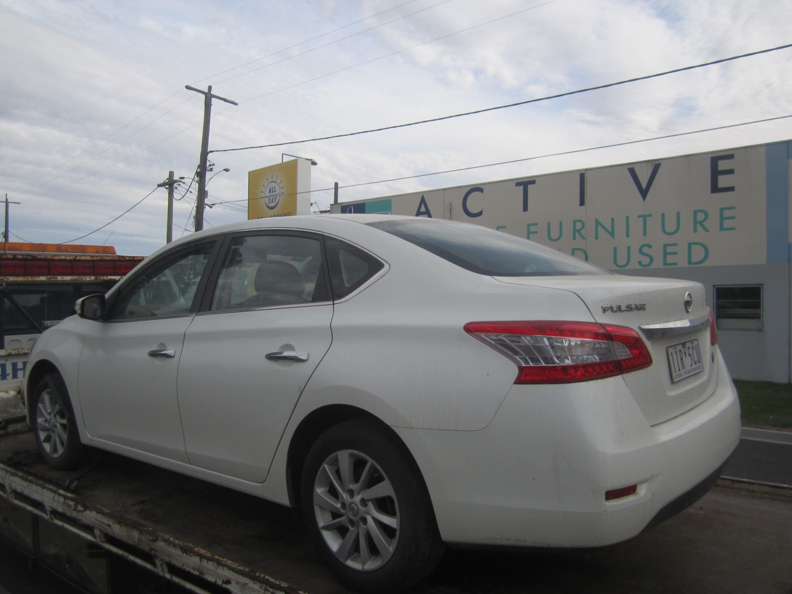 NISSAN PULSAR B17 SEDAN 1.8 CVT 2014