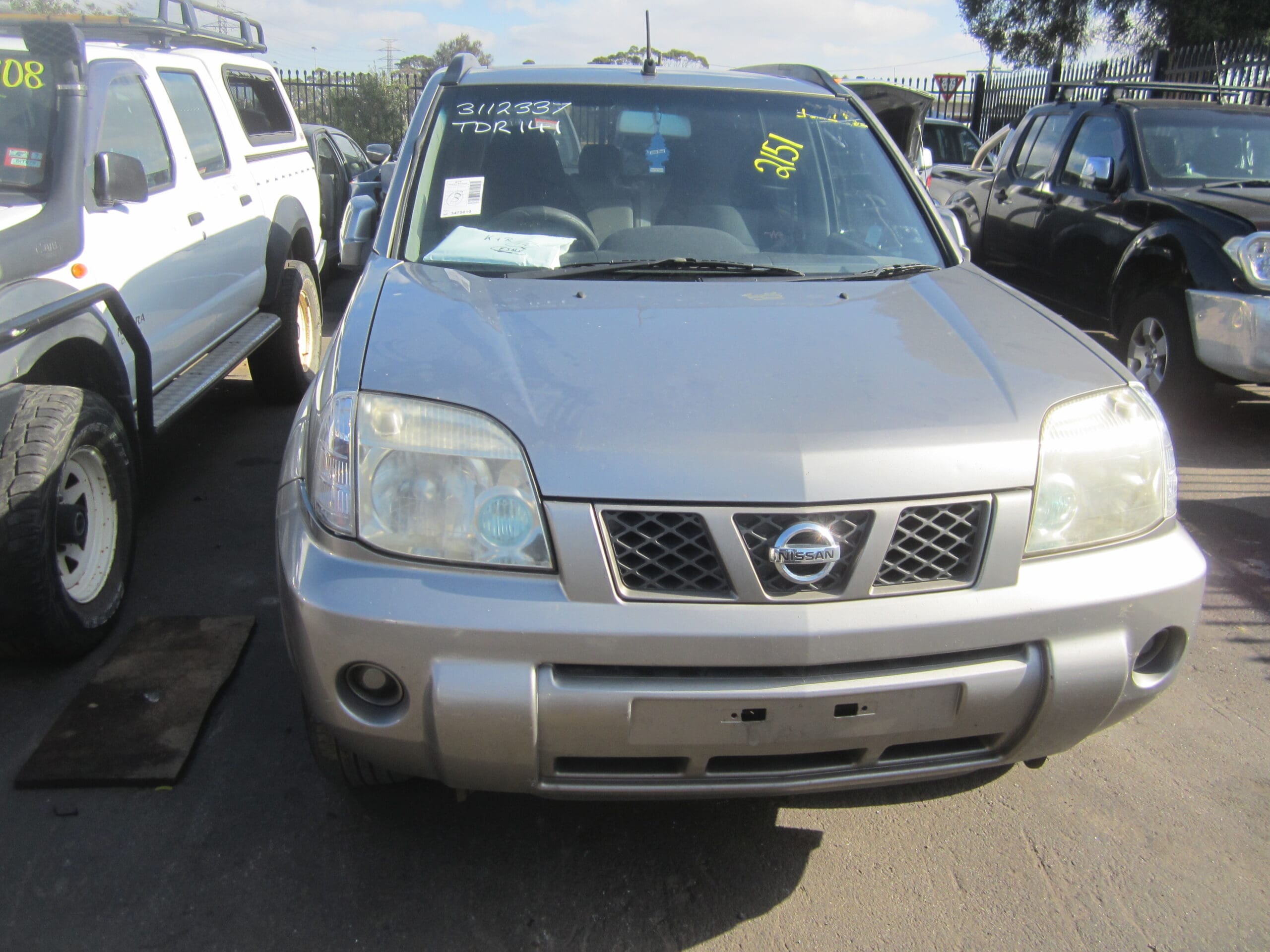 NISSAN X-TRAIL T30 ST-X QR25 4X4 2005 WRECKING