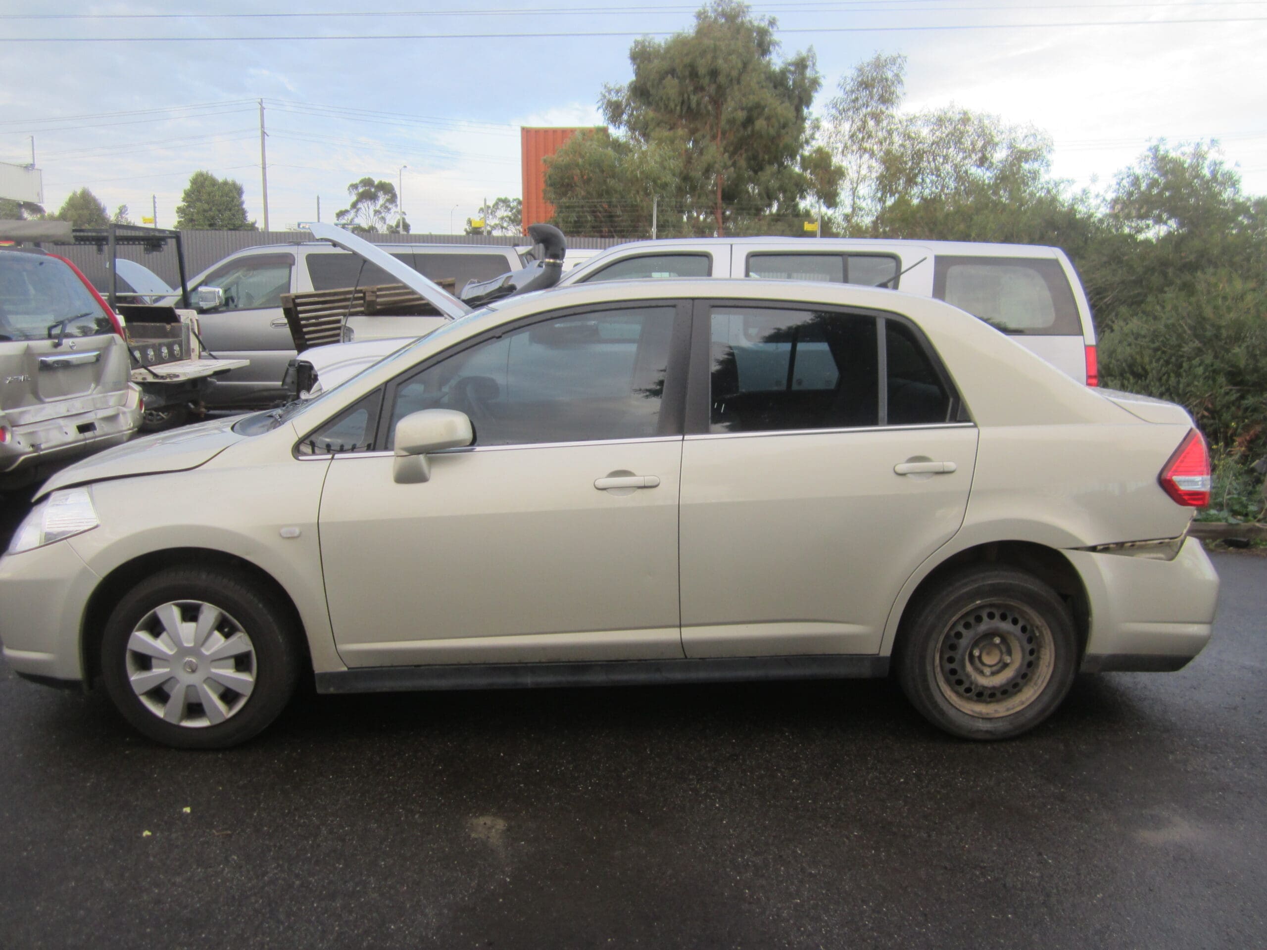 NISSAN TIIDA C11 SEDAN 2008 WRECKING