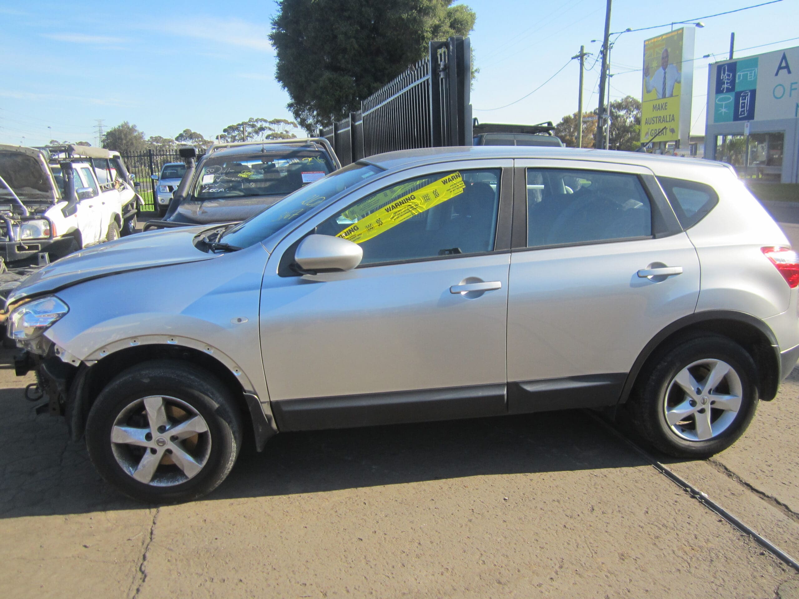 NISSAN DUALIS J10 ST 5 SEAT 2L AUTO 2010 WRECKING