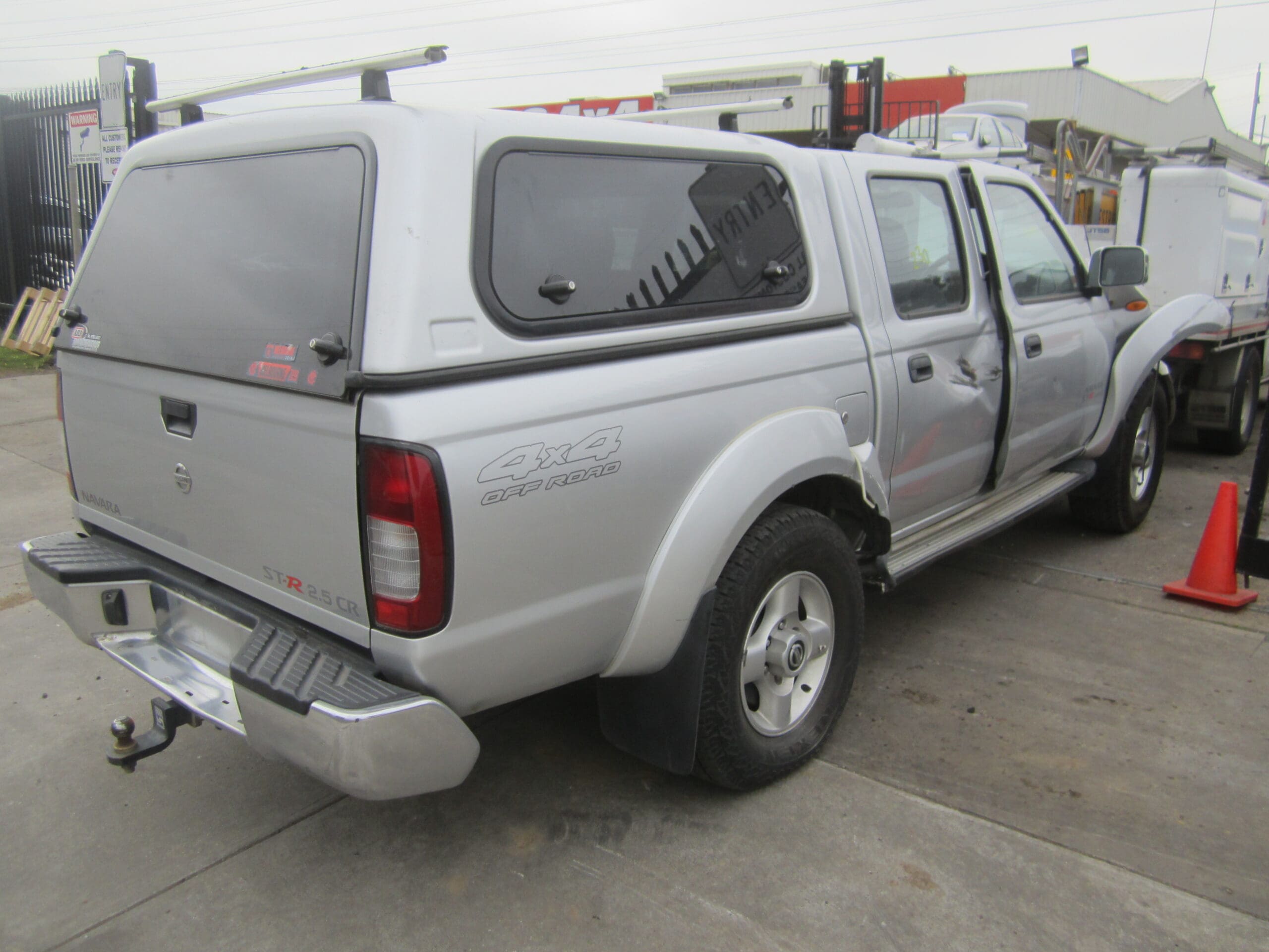 NISSAN NAVARA D22 YD25 DIESEL CANOPY 2012 WRECKING