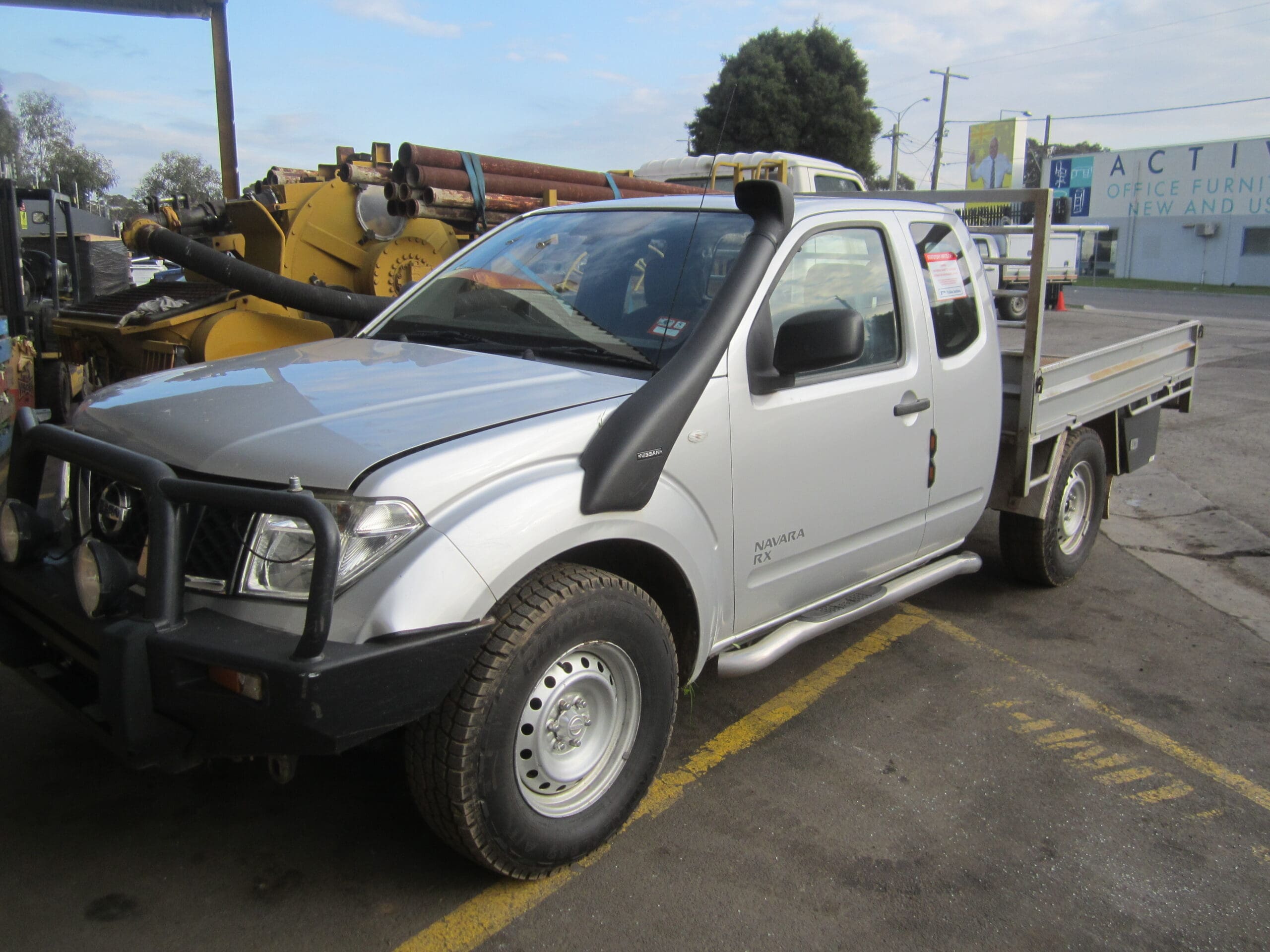 NISSAN NAVARA D40 MNT KINGCAB TRAY 2012 WRECKING