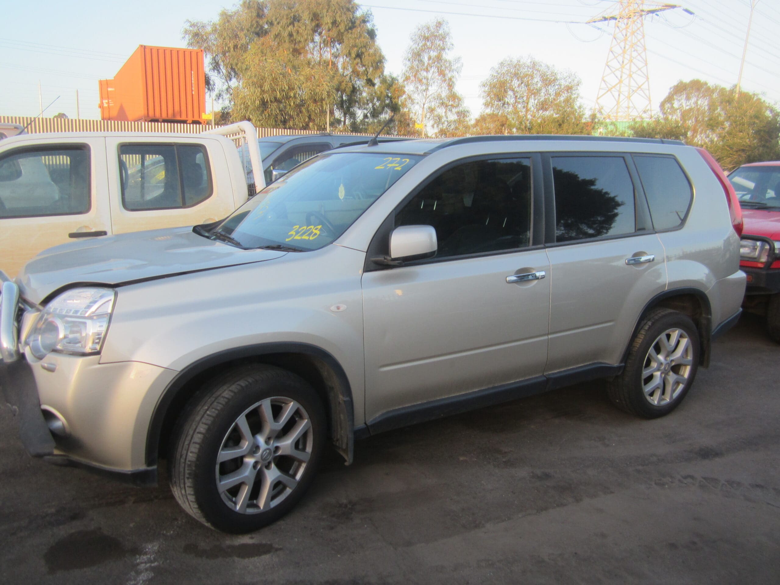 NISSAN X-TRAIL T31 Ti QR25 4X4 2010 WRECKING