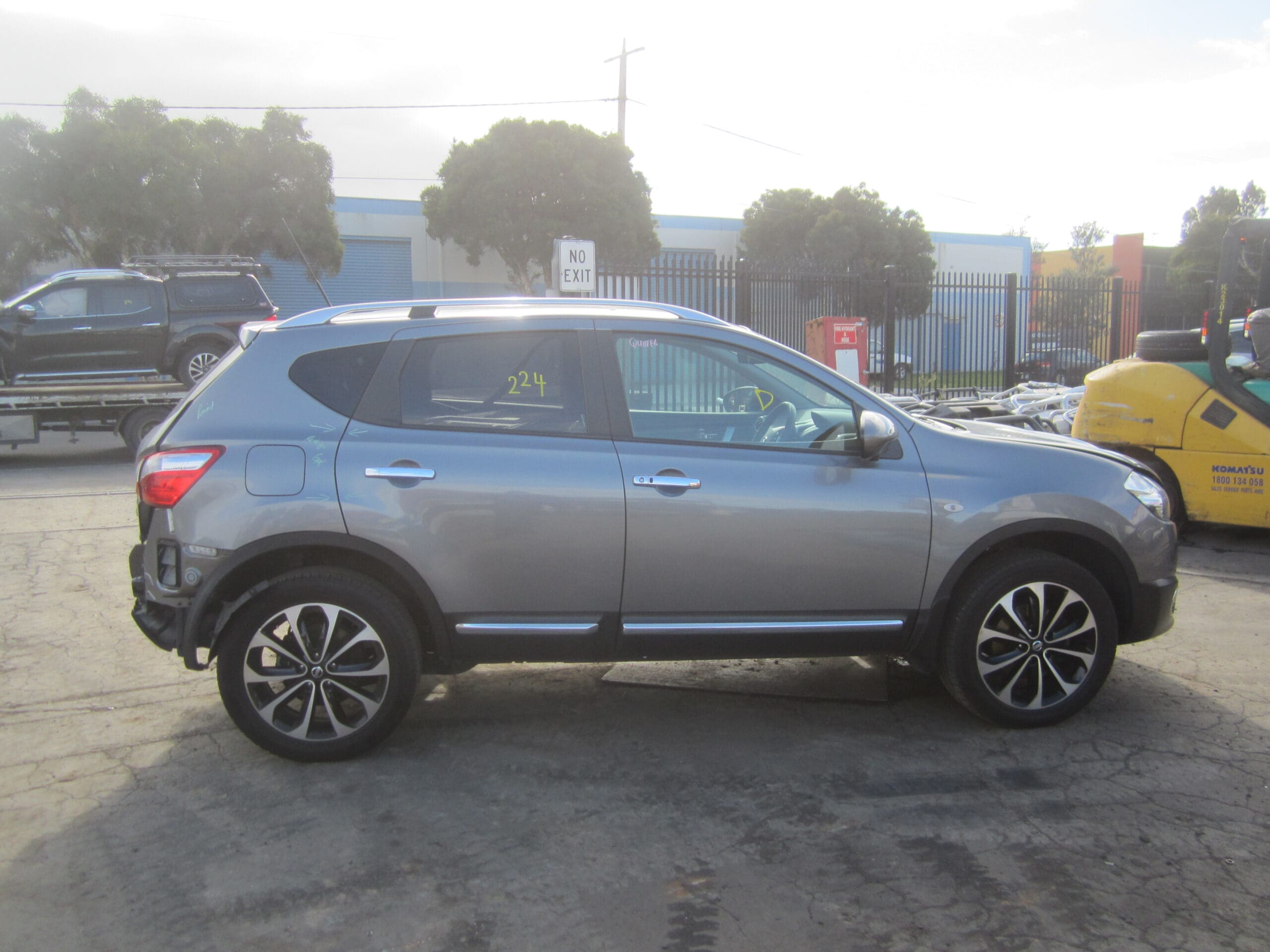 NISSAN DUALIS J10 TI-L 2L PETROL AUTO 2011 WRECKING