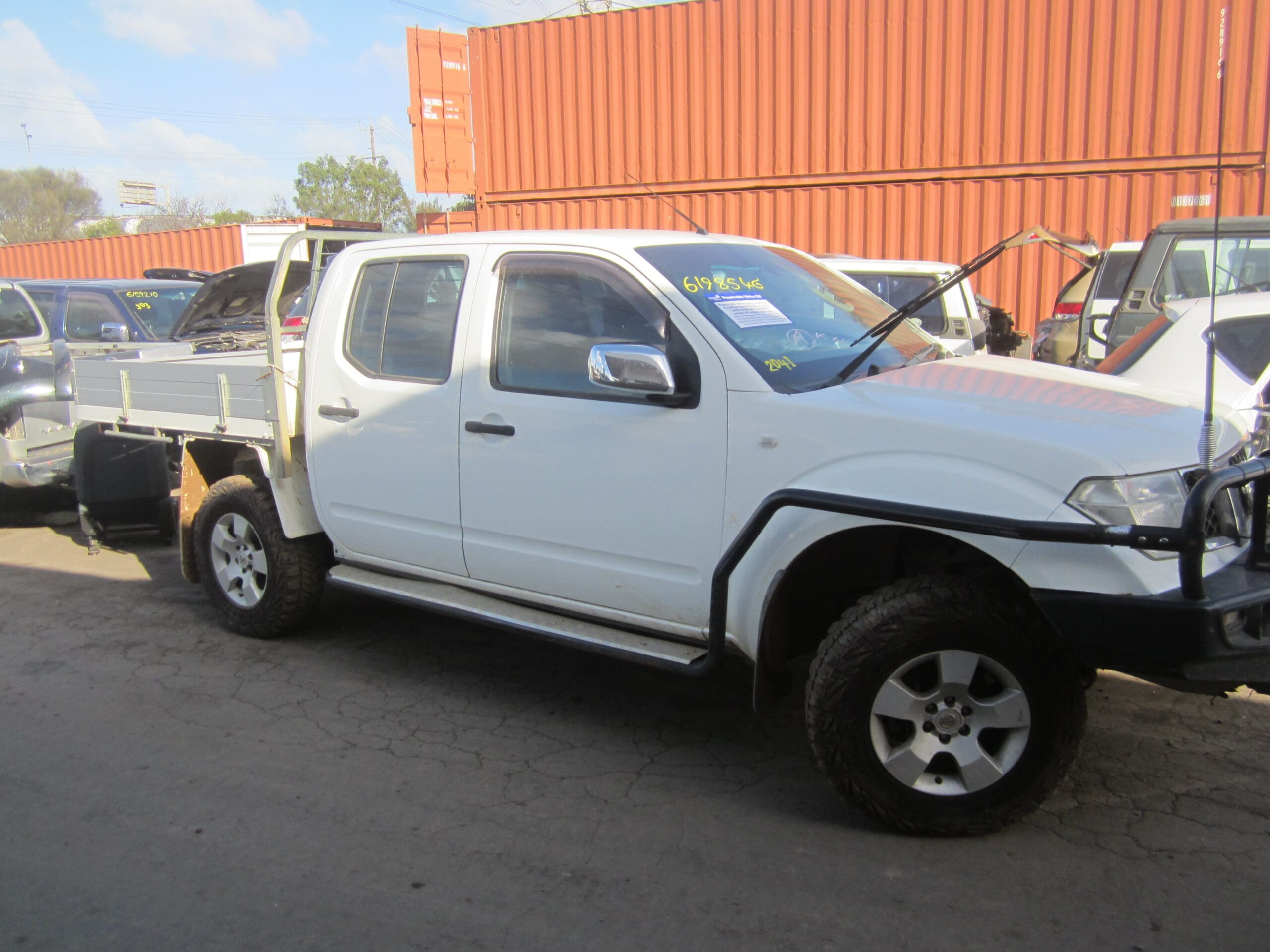 NISSAN NAVARA D40 VSK SPAIN YD25 DIESEL AUTO 2012 WRECKING