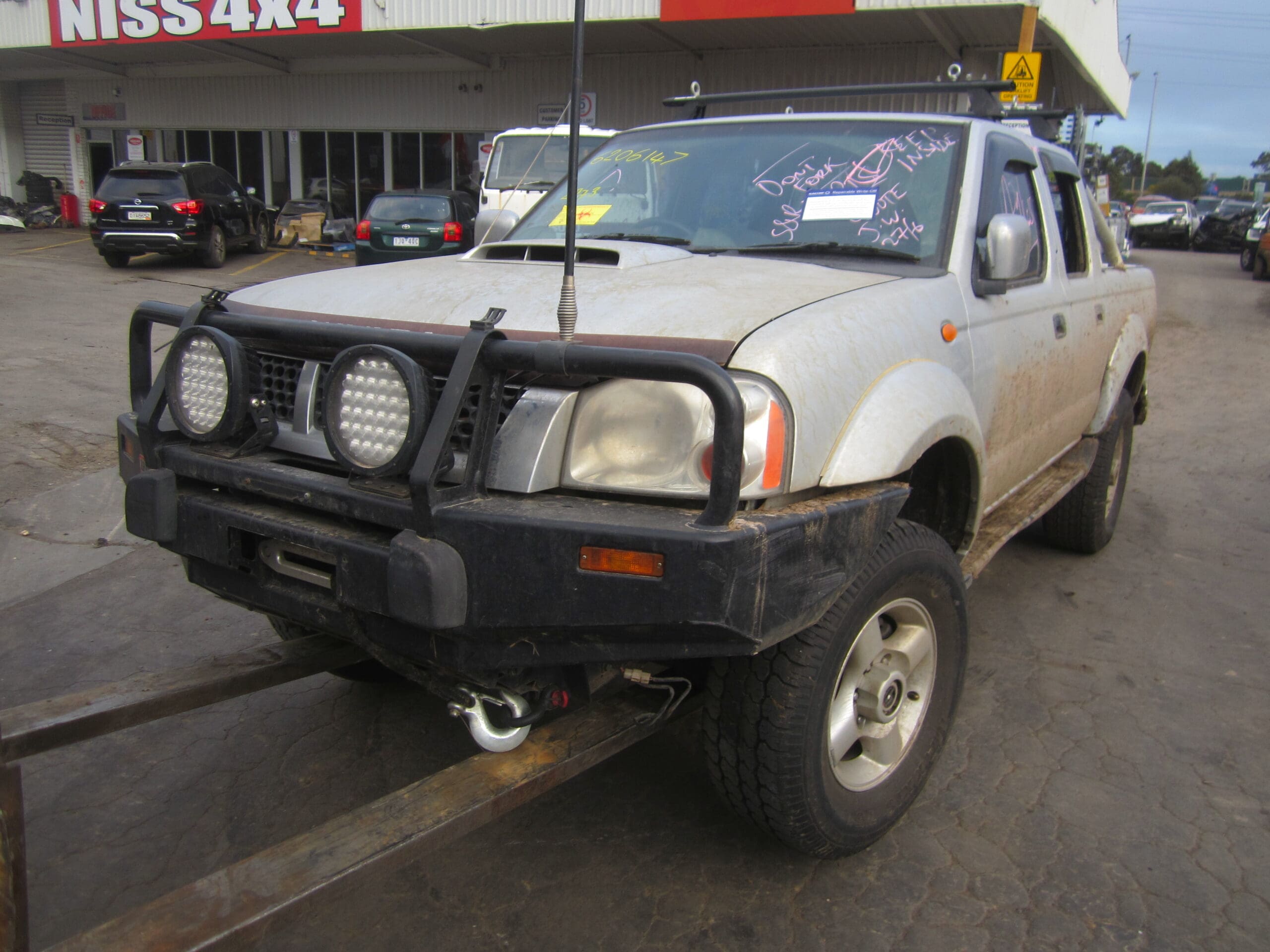 NISSAN NAVARA D22 YD25 DIESEL 2011 WRECKING