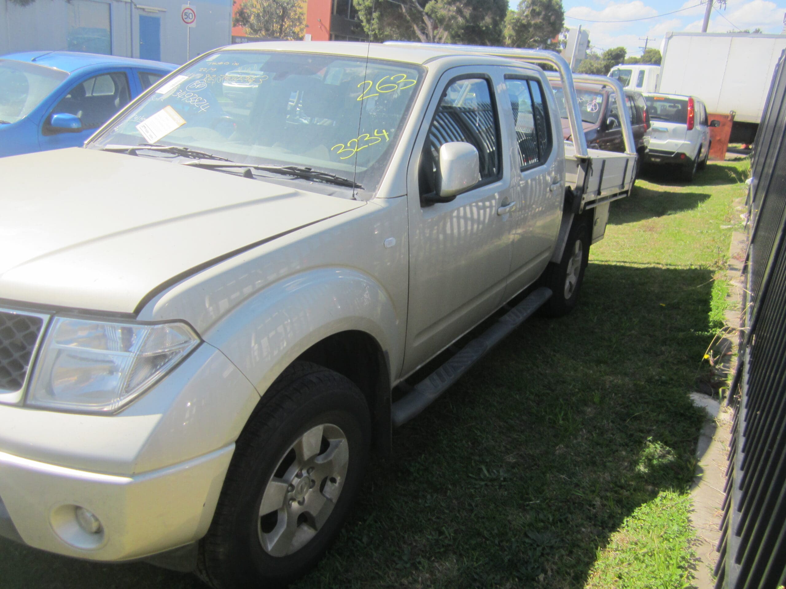 NISSAN NAVARA D40 MNT THAI YD25 DIESEL TRAY 2012 WRECKING