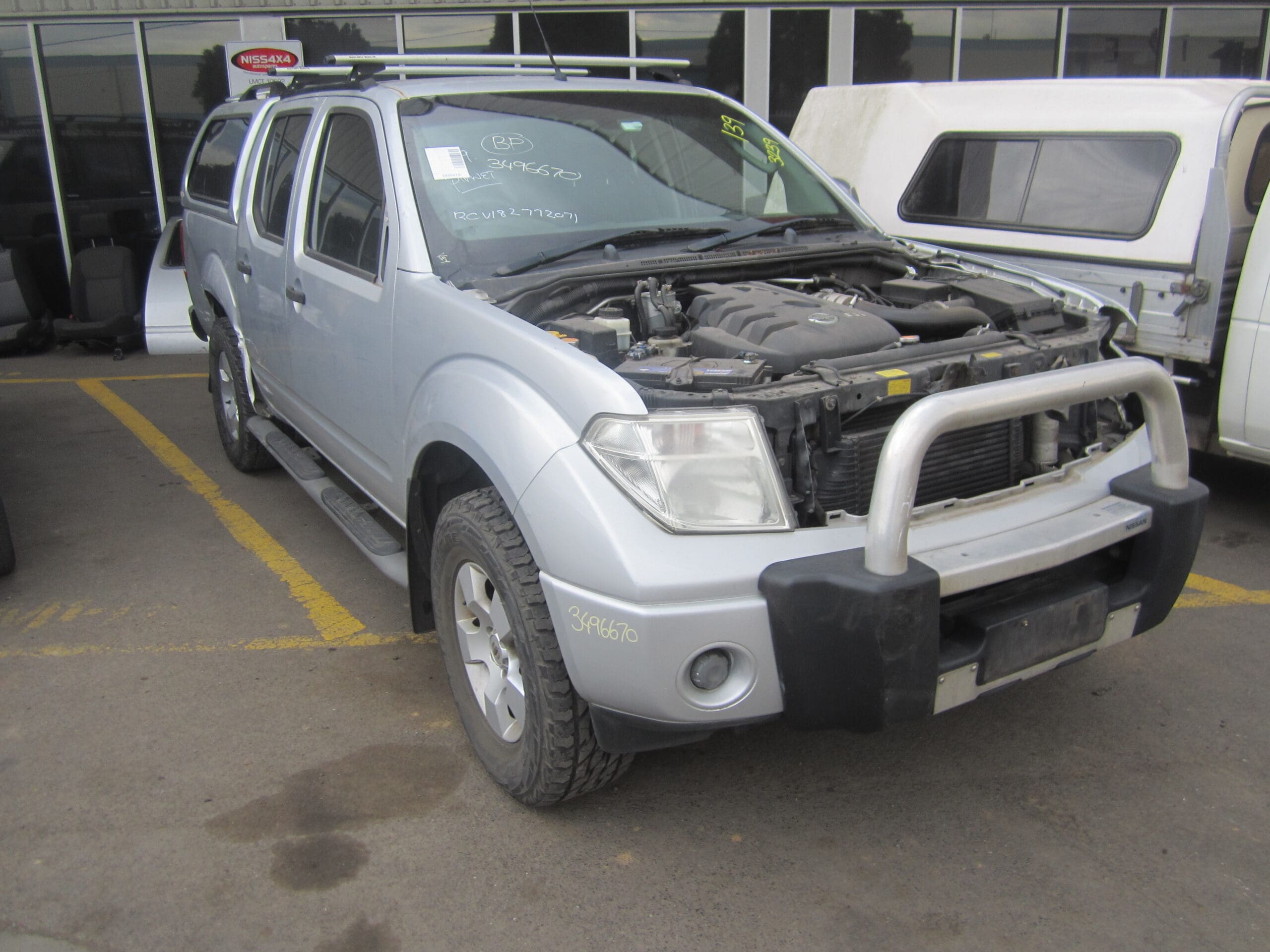 NISSAN NAVARA D40 VSK ST-X YD25 SILVER CANOPY 2009 WRECKING