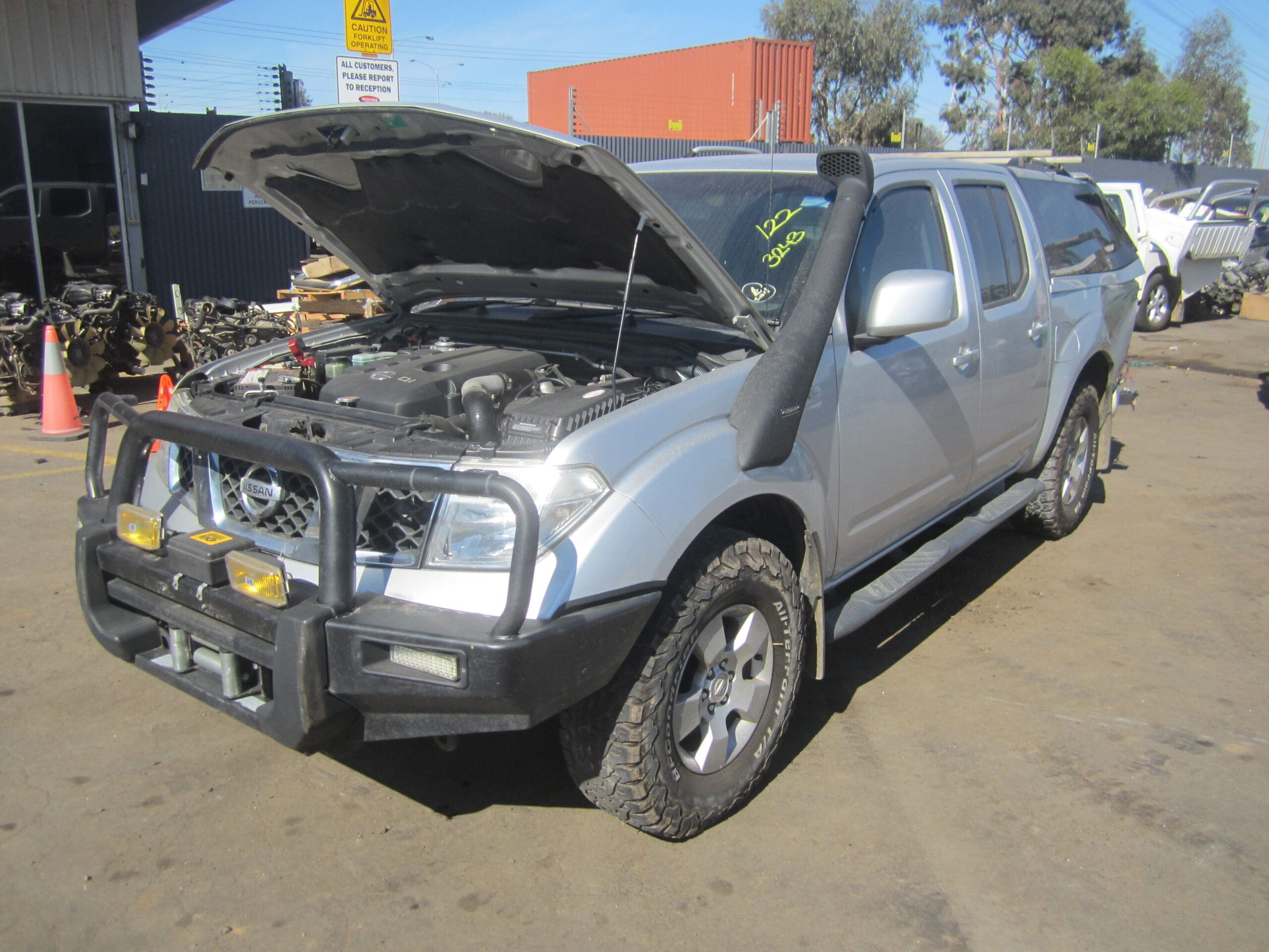 NISSAN NAVARA MNT THAI YD25 ST DIESEL BULLBAR 2012 WRECKING
