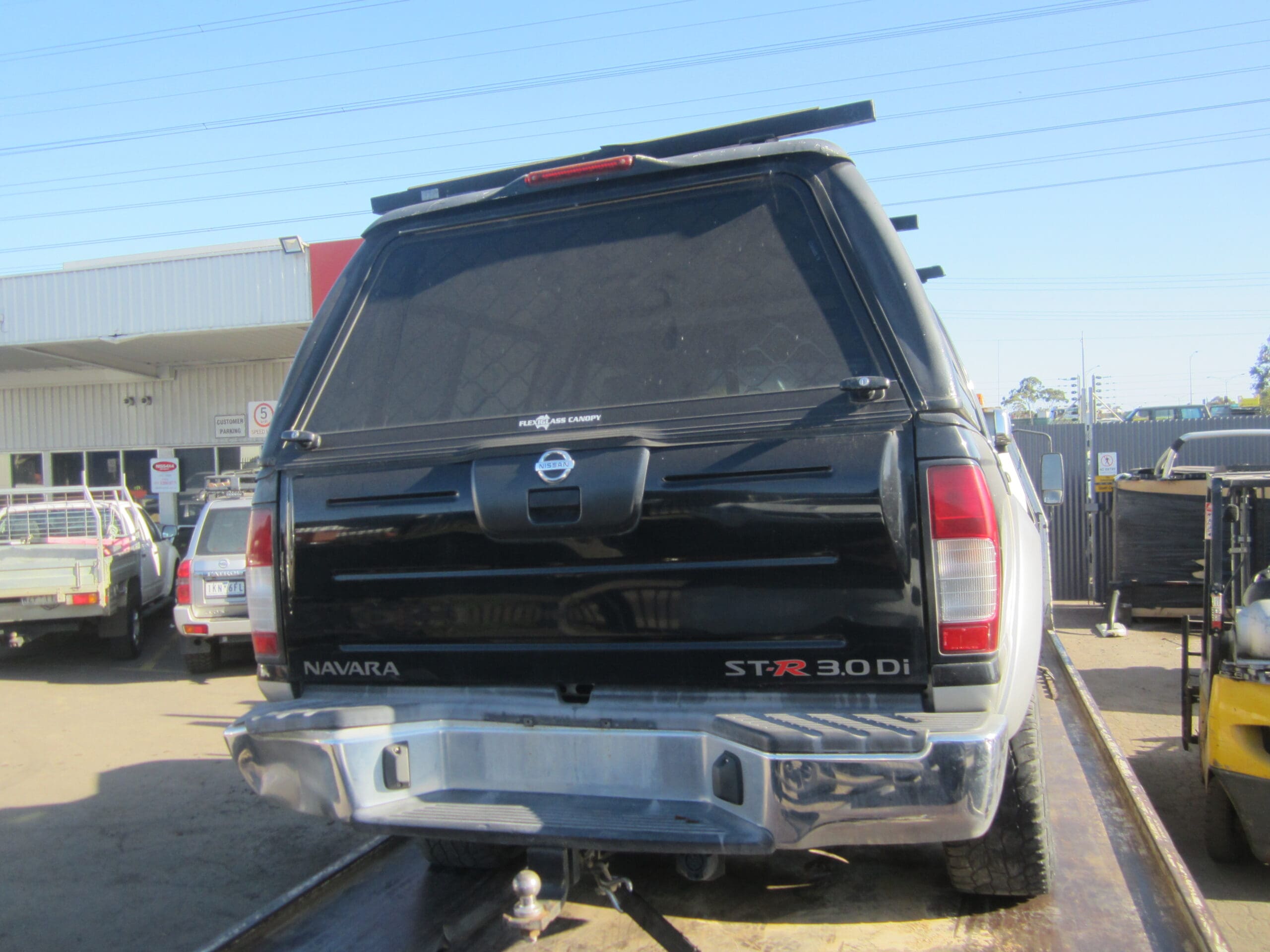 NISSAN NAVARA D22 DUALCAB ZD30 TURBO DIESEL CANOPY 2005 WRECKING