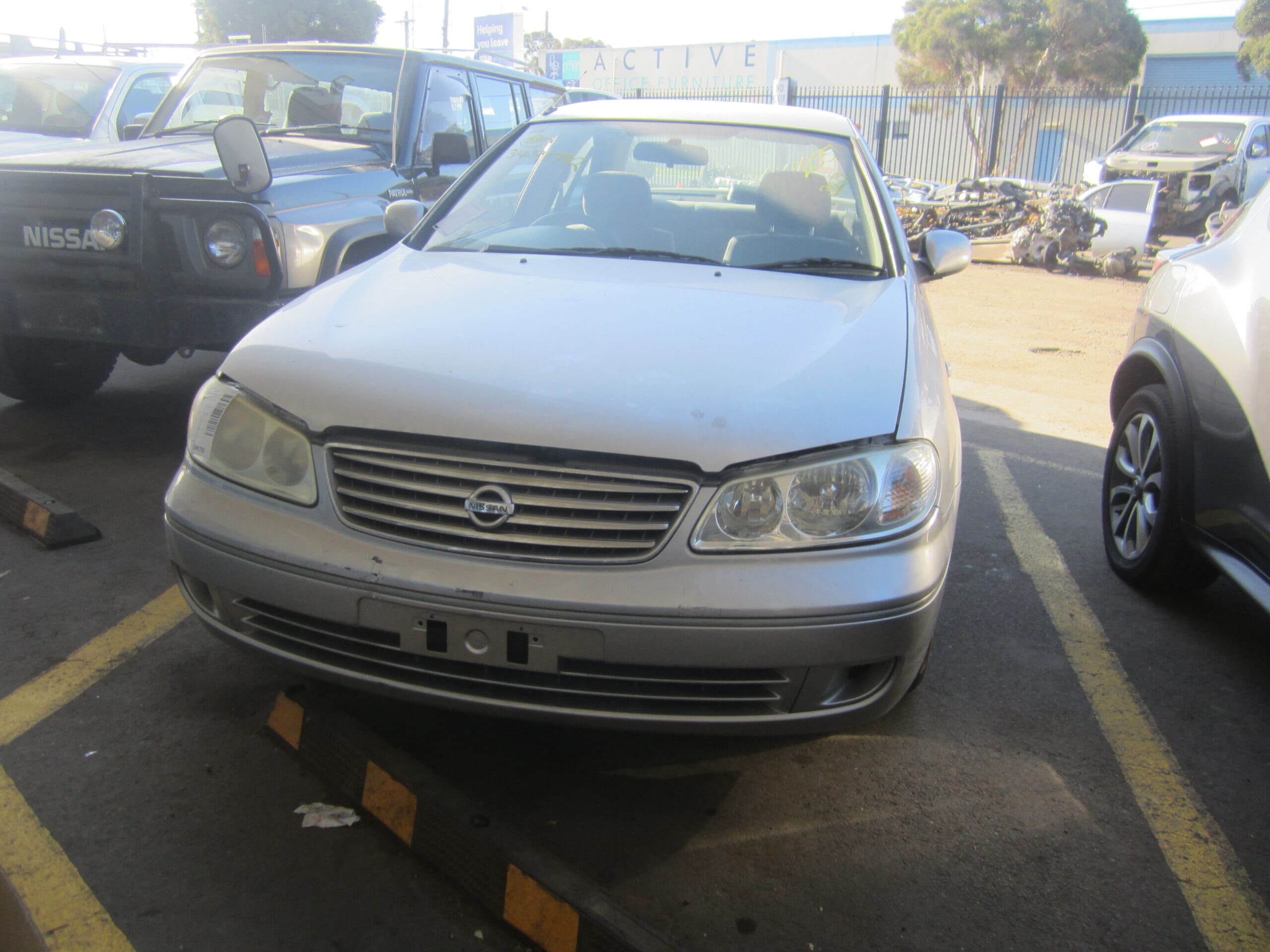 NISSAN PULSAR N16 ST SEDAN 1.8 2005 WRECKING