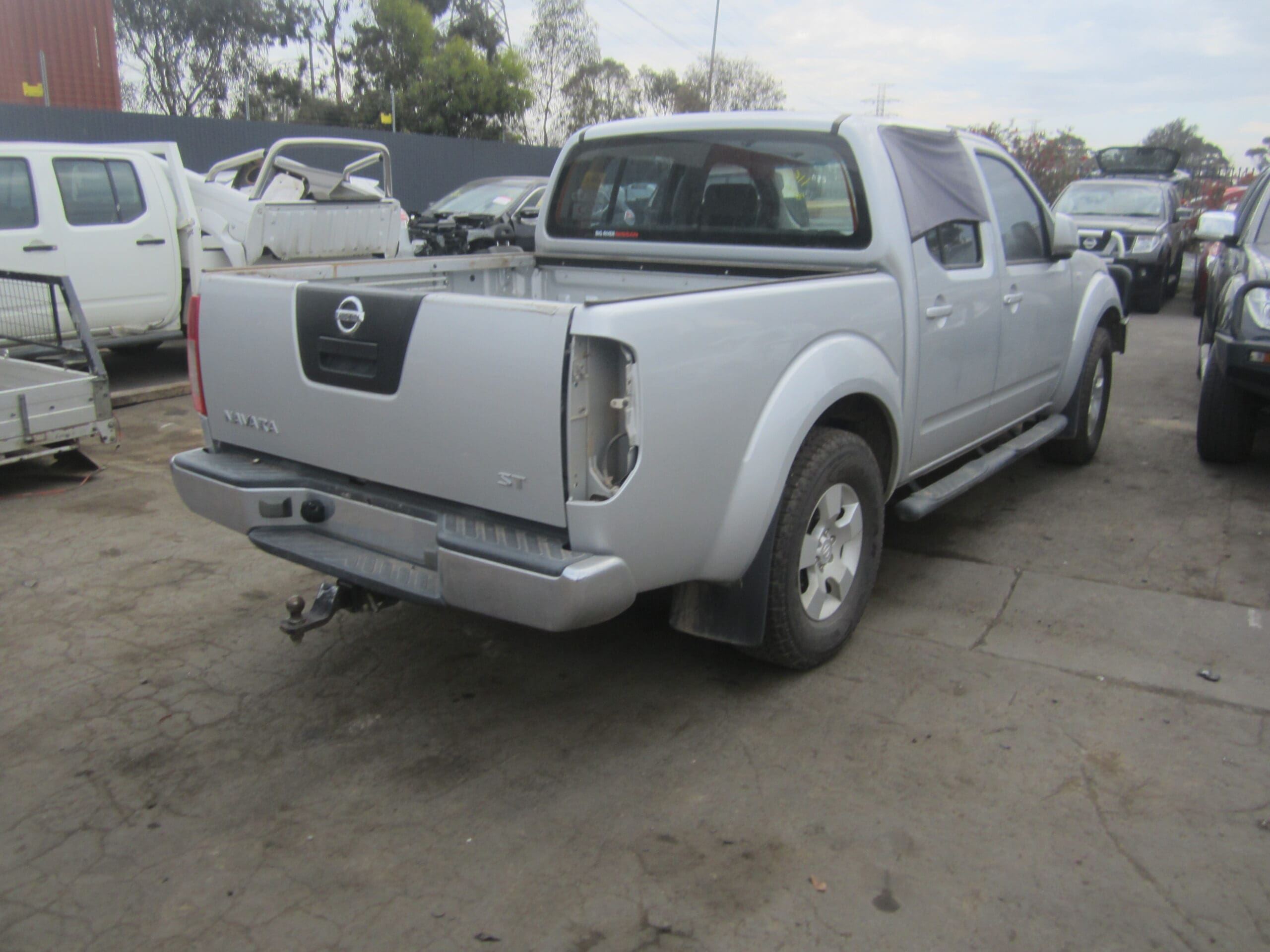 NISSAN NAVARA D40 MNT THAI ST YD25 DIESEL 2010 WRECKING