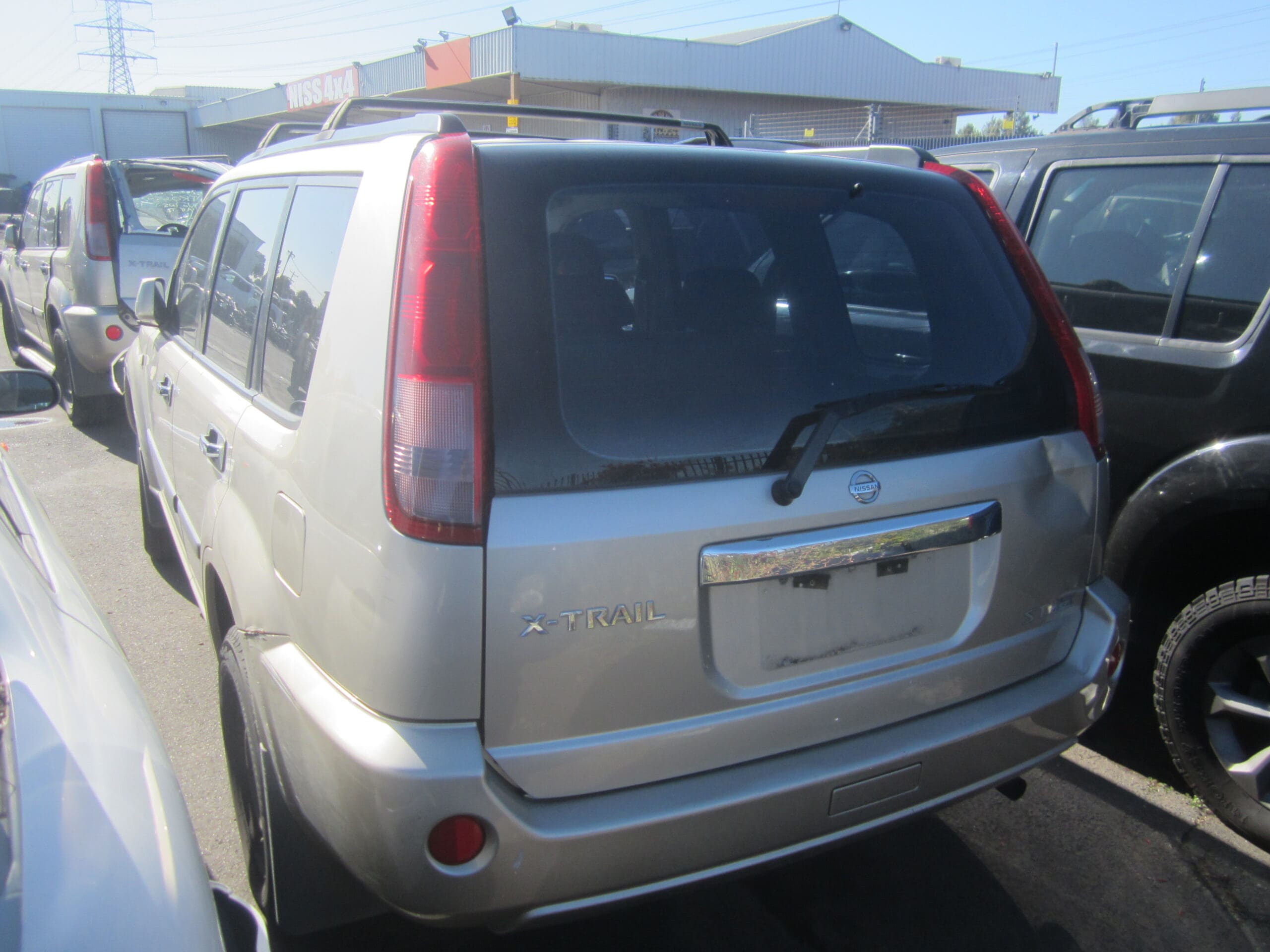 NISSAN X-TRAIL T30 QR25 4X4 2004 WRECKING