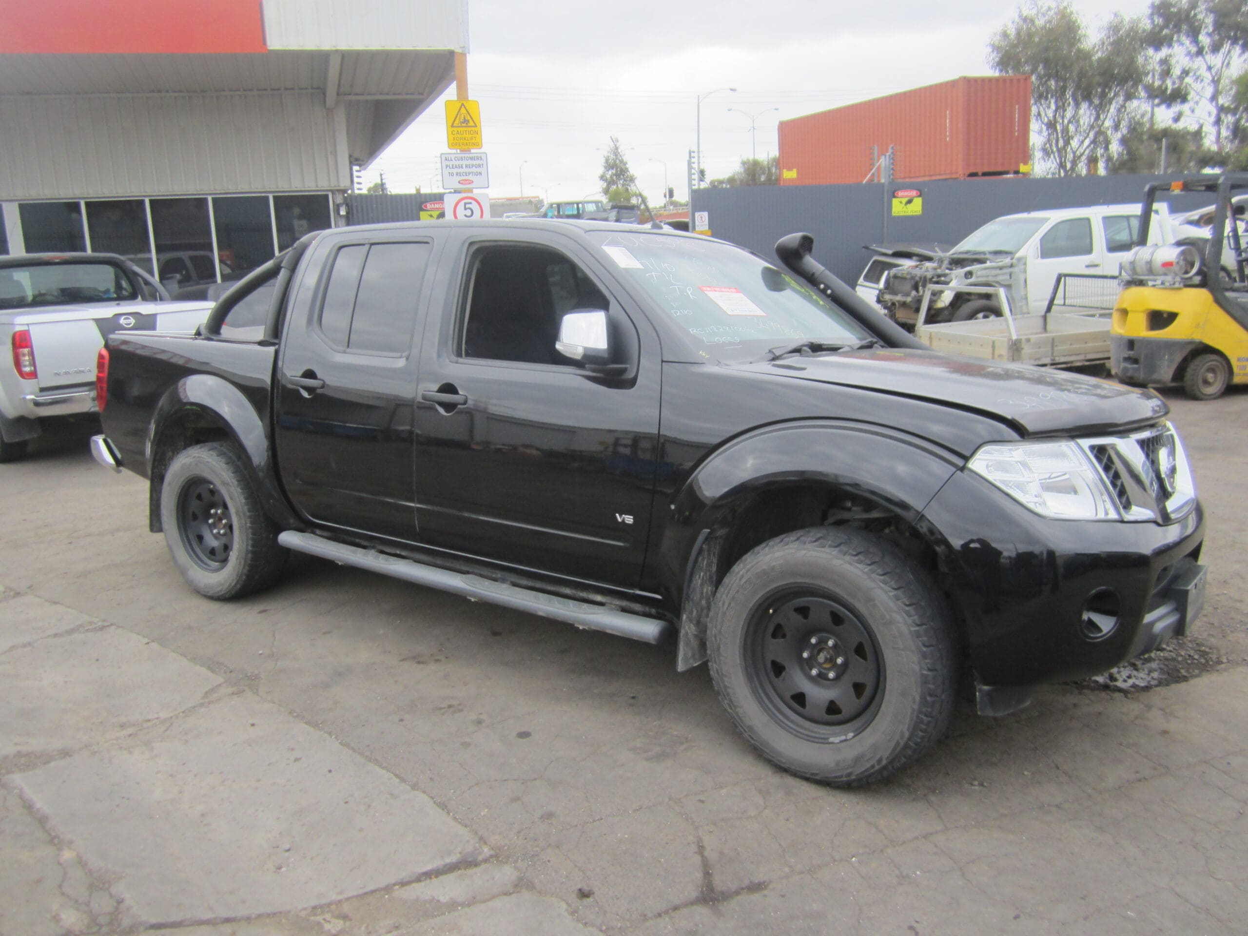NISSAN NAVARA D40 VSK SPAIN V6 V9X DIESEL AUTO 2012 WRECKING