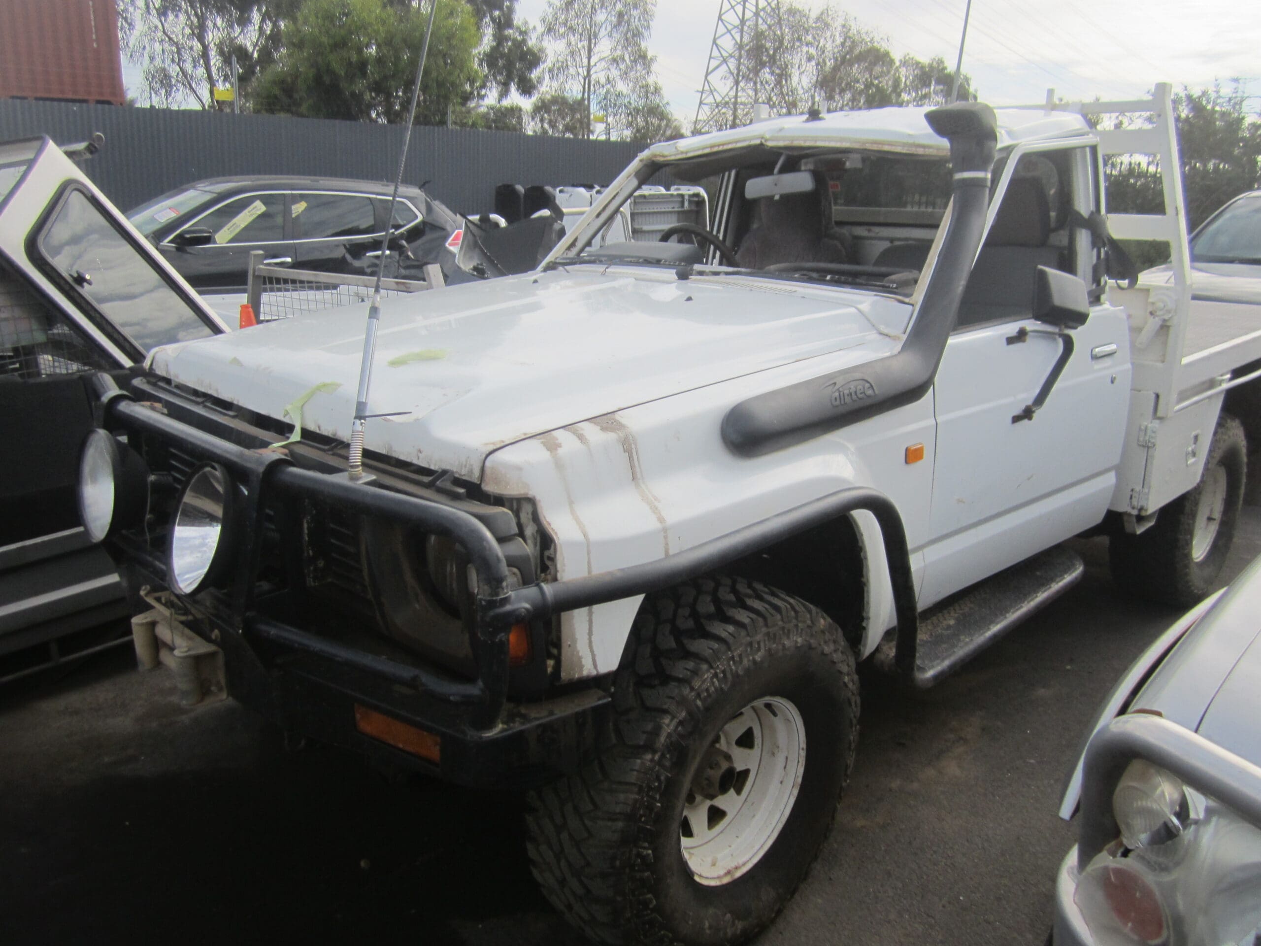 NISSAN PATROL Y60 GQ UTE TD42 TURBO DIESEL 1998 WRECKING