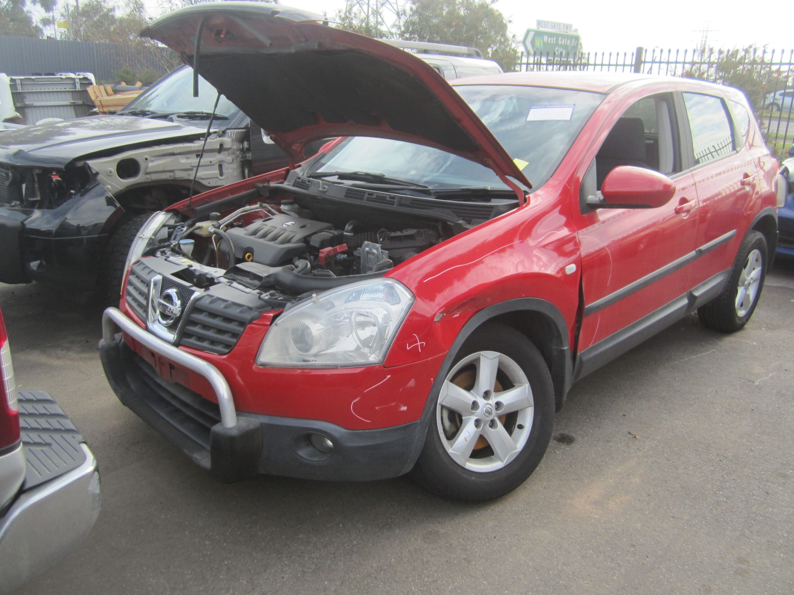 NISSAN DUALIS J10 ST 2K RED 2008 WRECKING