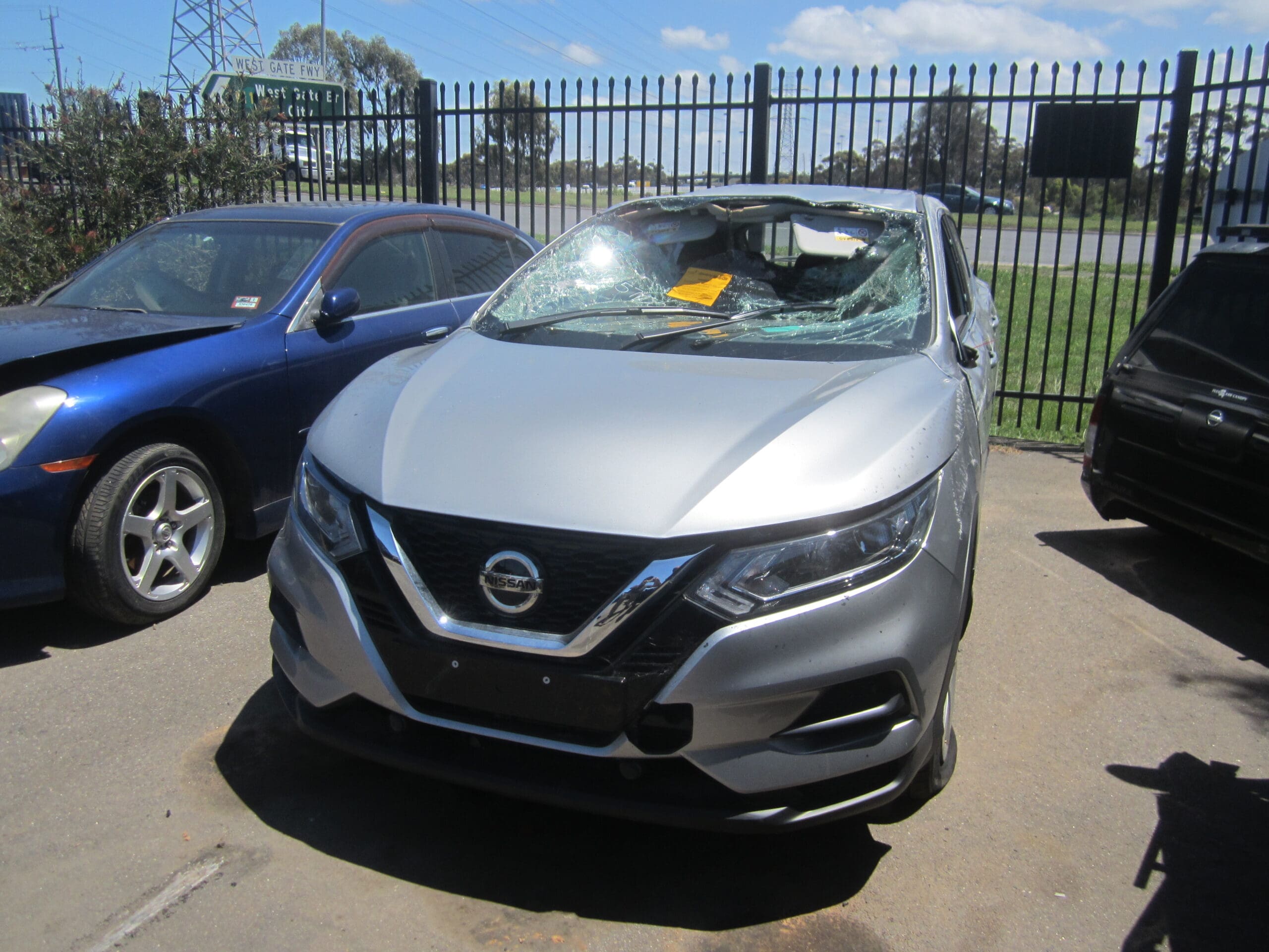 NISSAN QASHQAI J11 ST 2L AUTO 2018 WRECKING