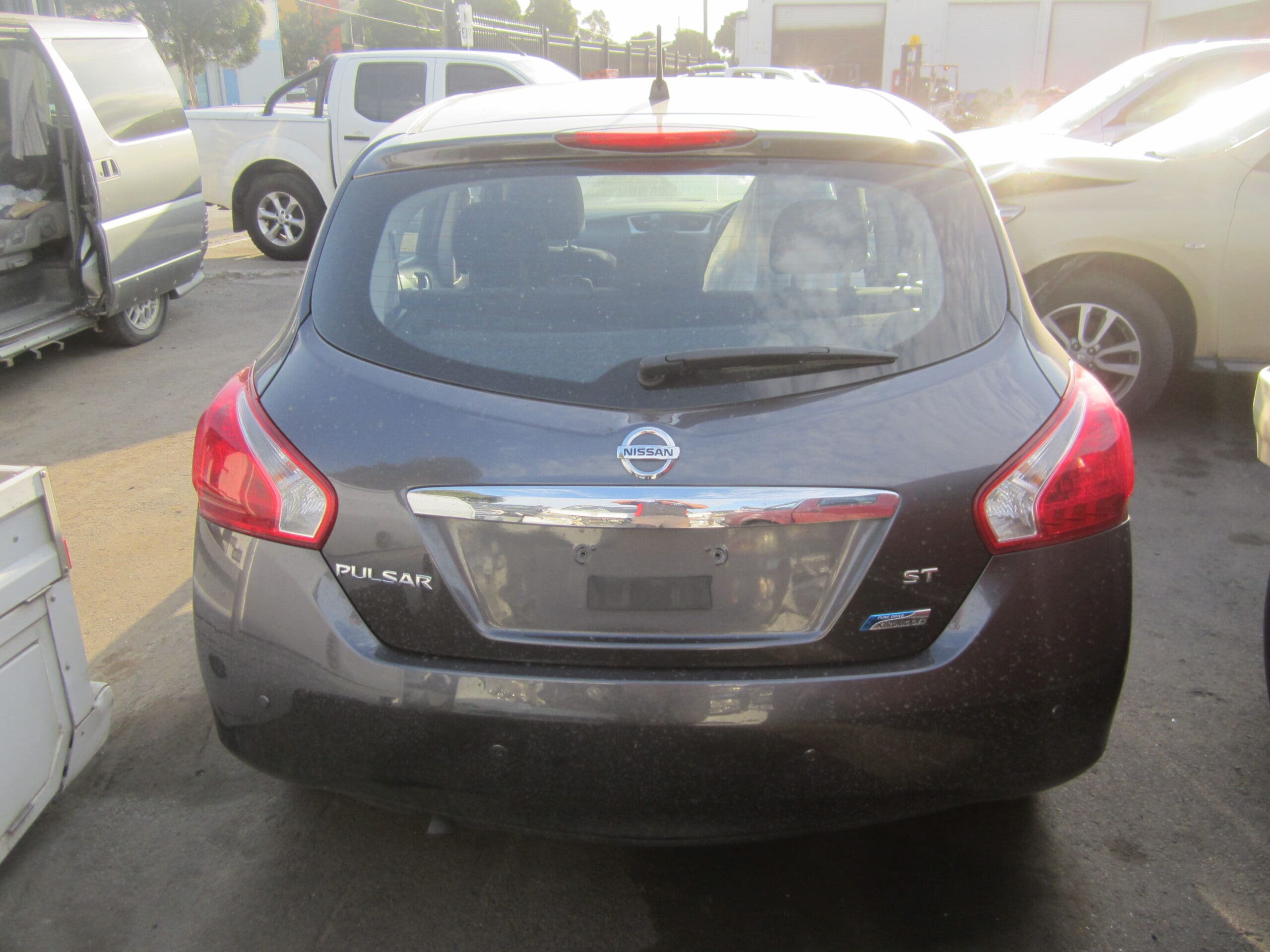 NISSAN PULSAR C12 HATCH ST 1.8 AUTO 2014 WRECKING