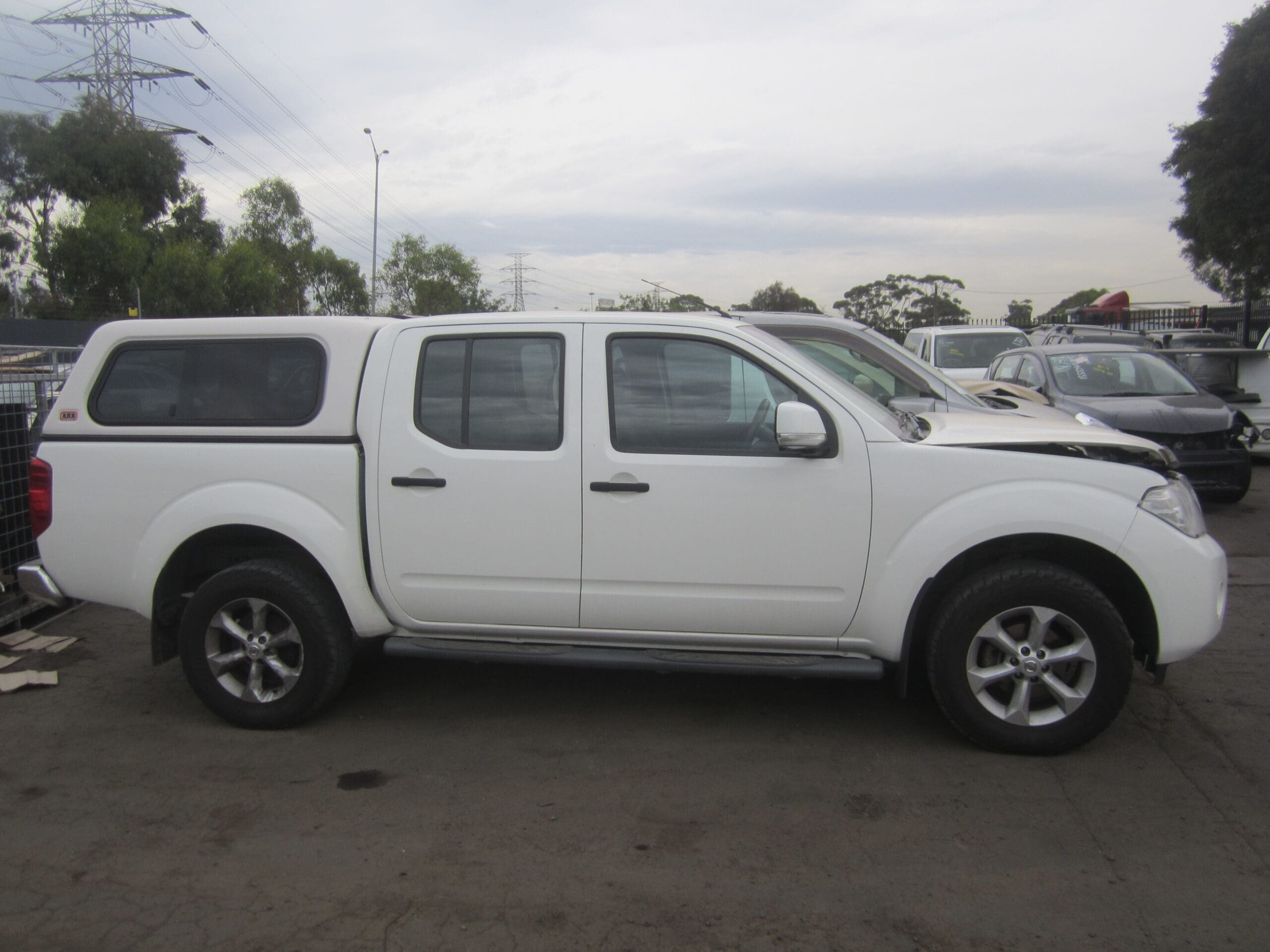 NISSAN NAVARA D40 VSK ST AUTO 2012 WRECKING