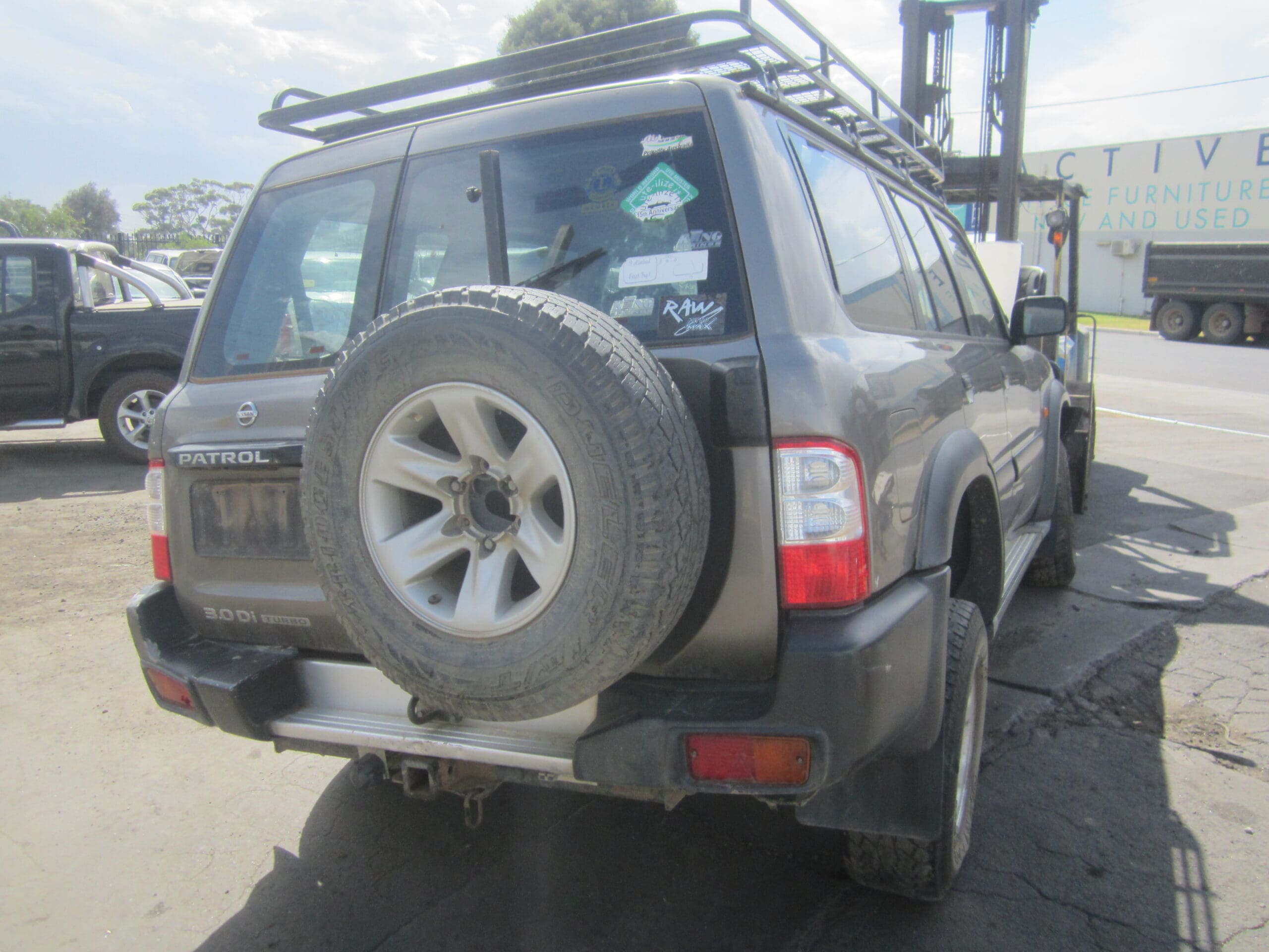 NISSAN PATROL Y61 GU WAGON TD42 DIESEL 2004 WRECKING