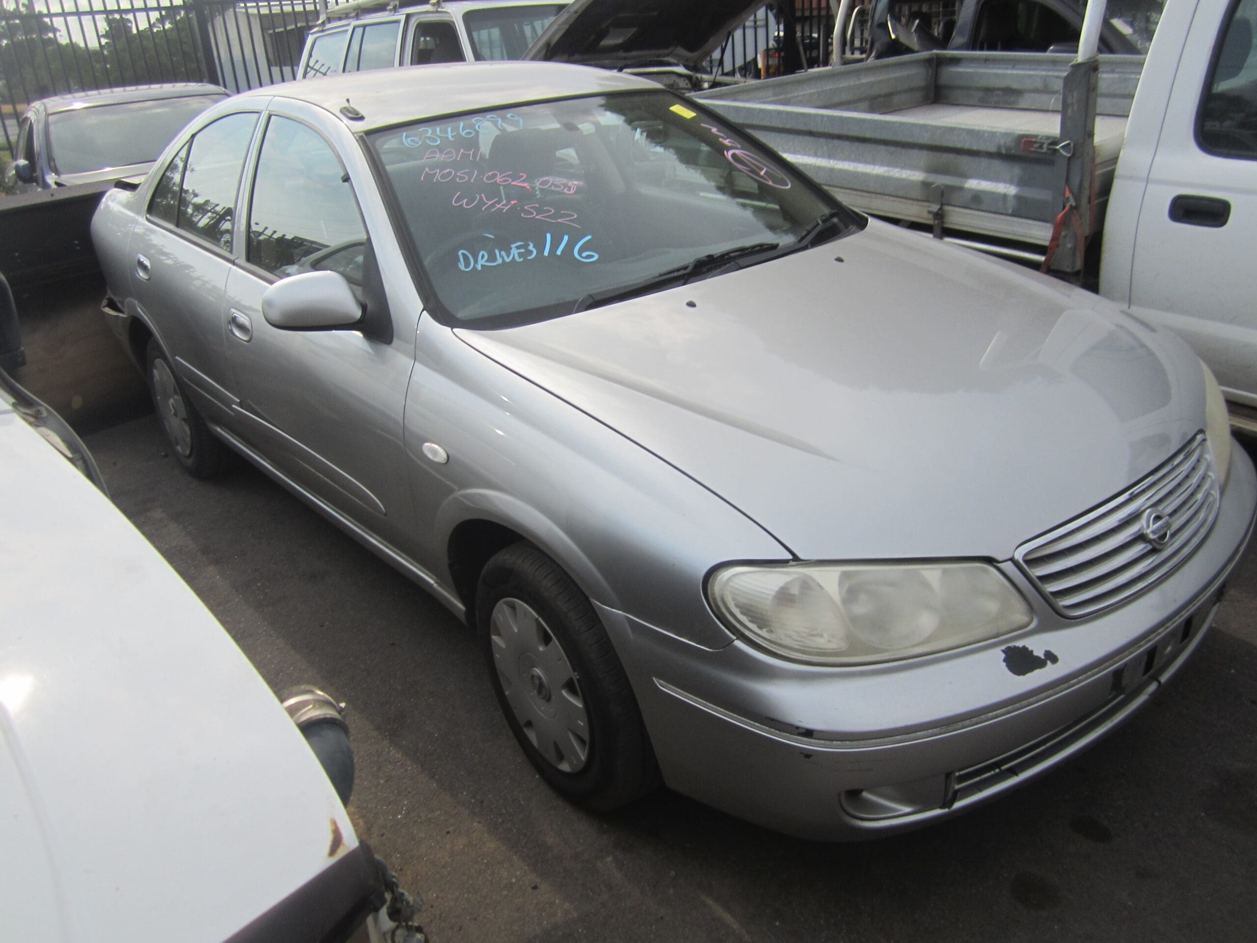 NISSAN PULSAR N16 SEDAN 1.8 2005 WRECKING