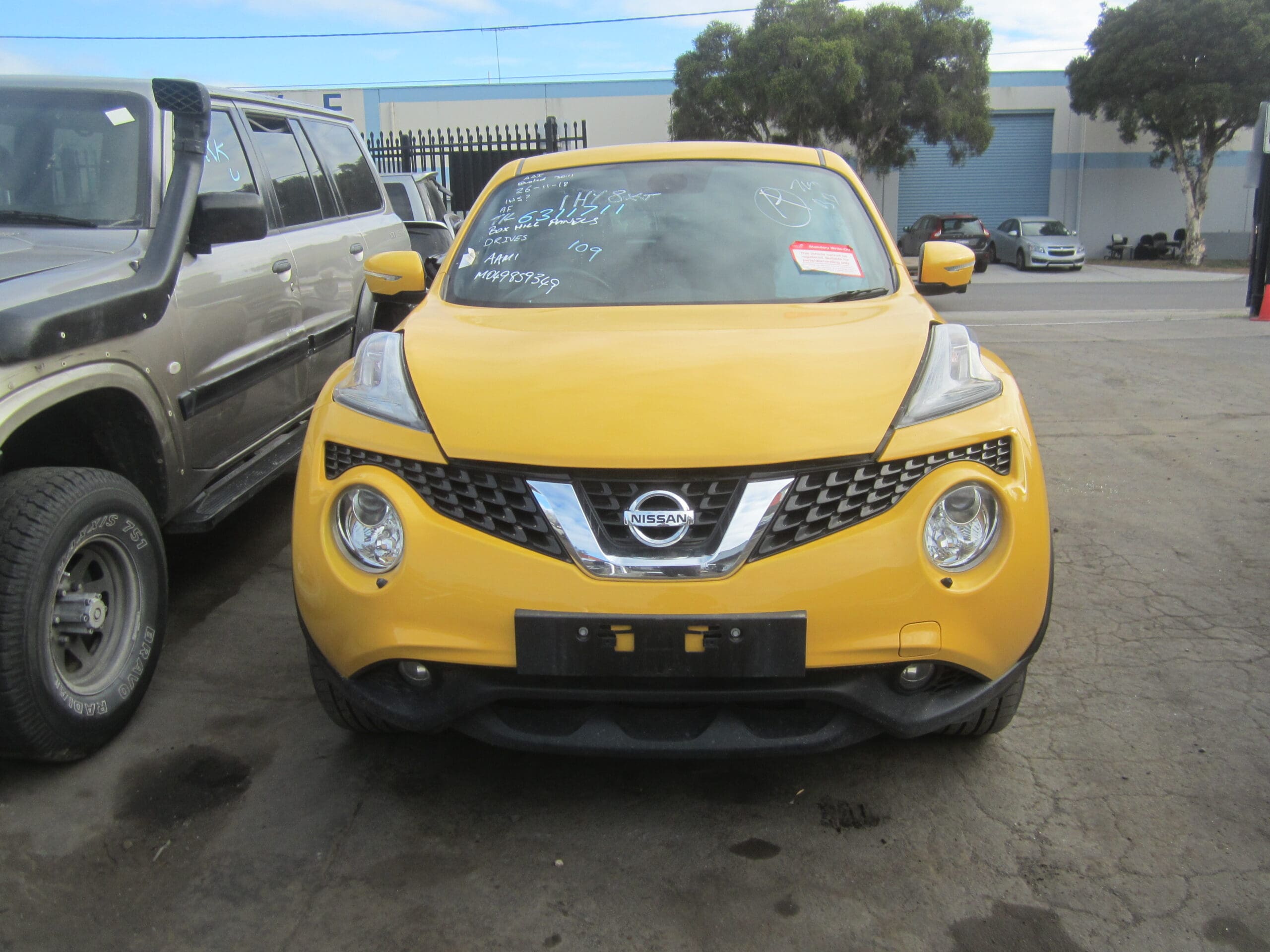NISSAN JUKE F15 TI-S AWD TURBO 2017 WRECKING