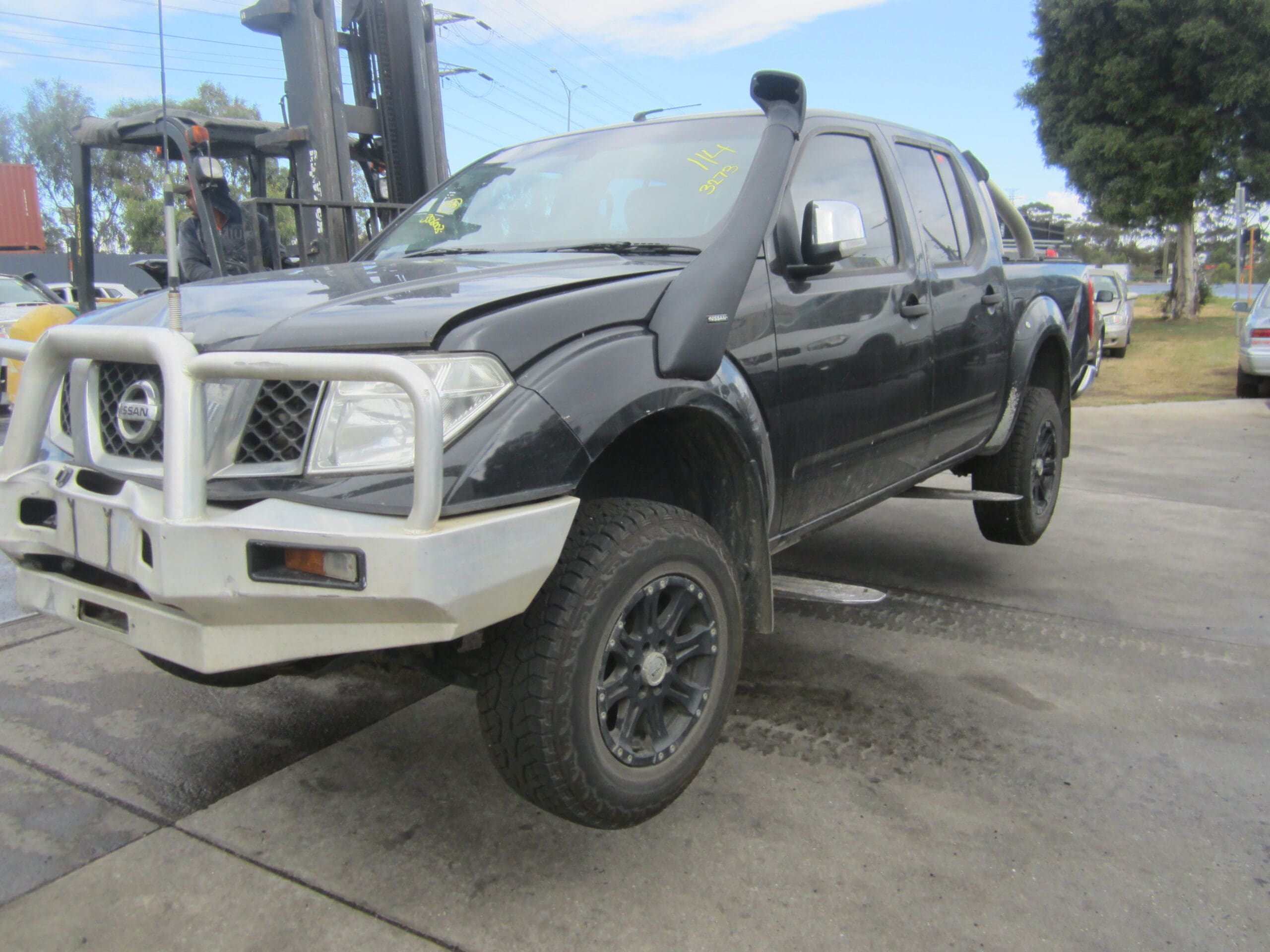 NISSAN NAVARA D40 VSK SPAIN ST-X YD25 DIESEL 2008 WRECKING