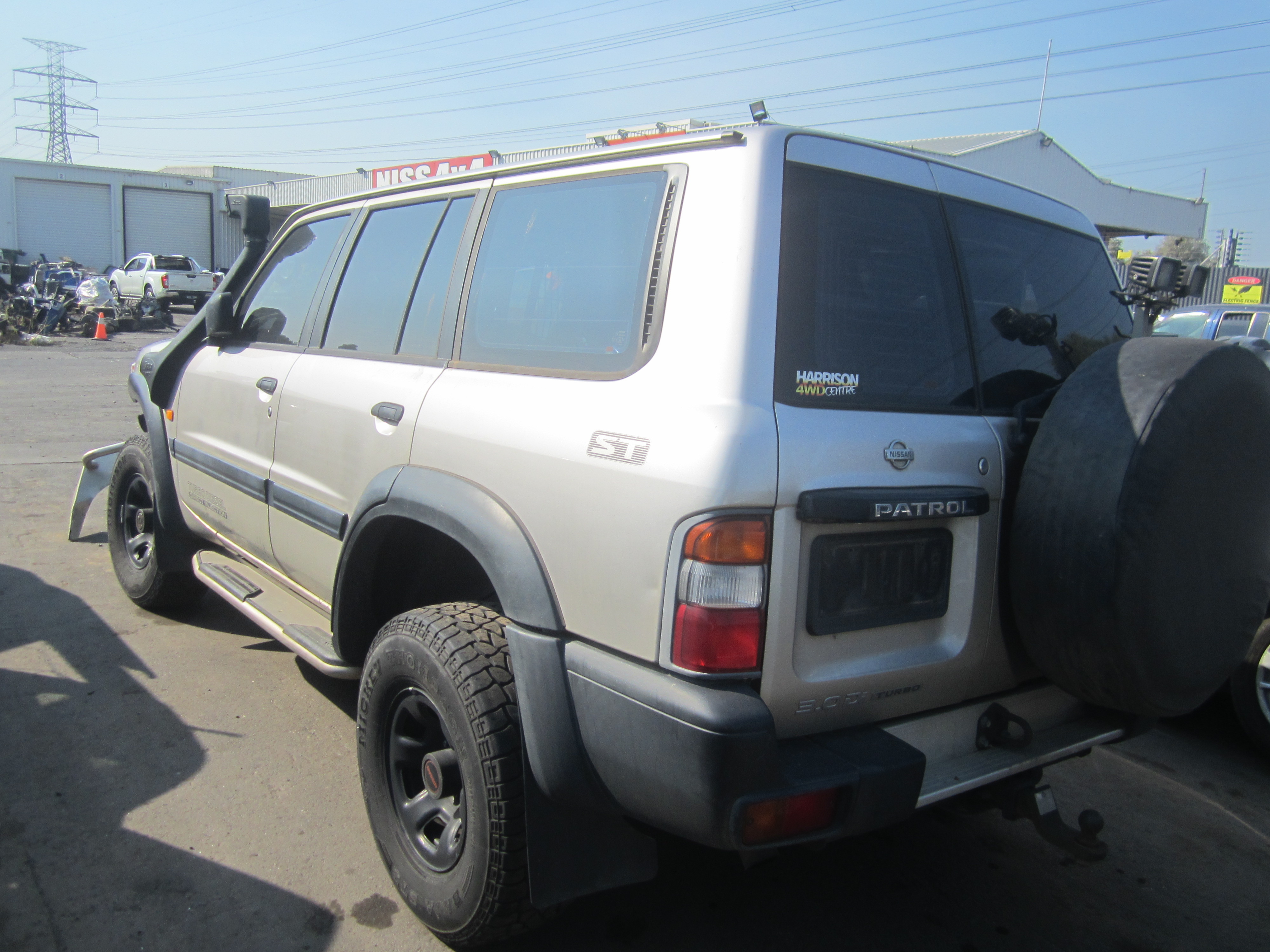 NISSAN PATROL Y61 GU WAGON ZD30 DIESEL DRAWS 2002 WRECKING