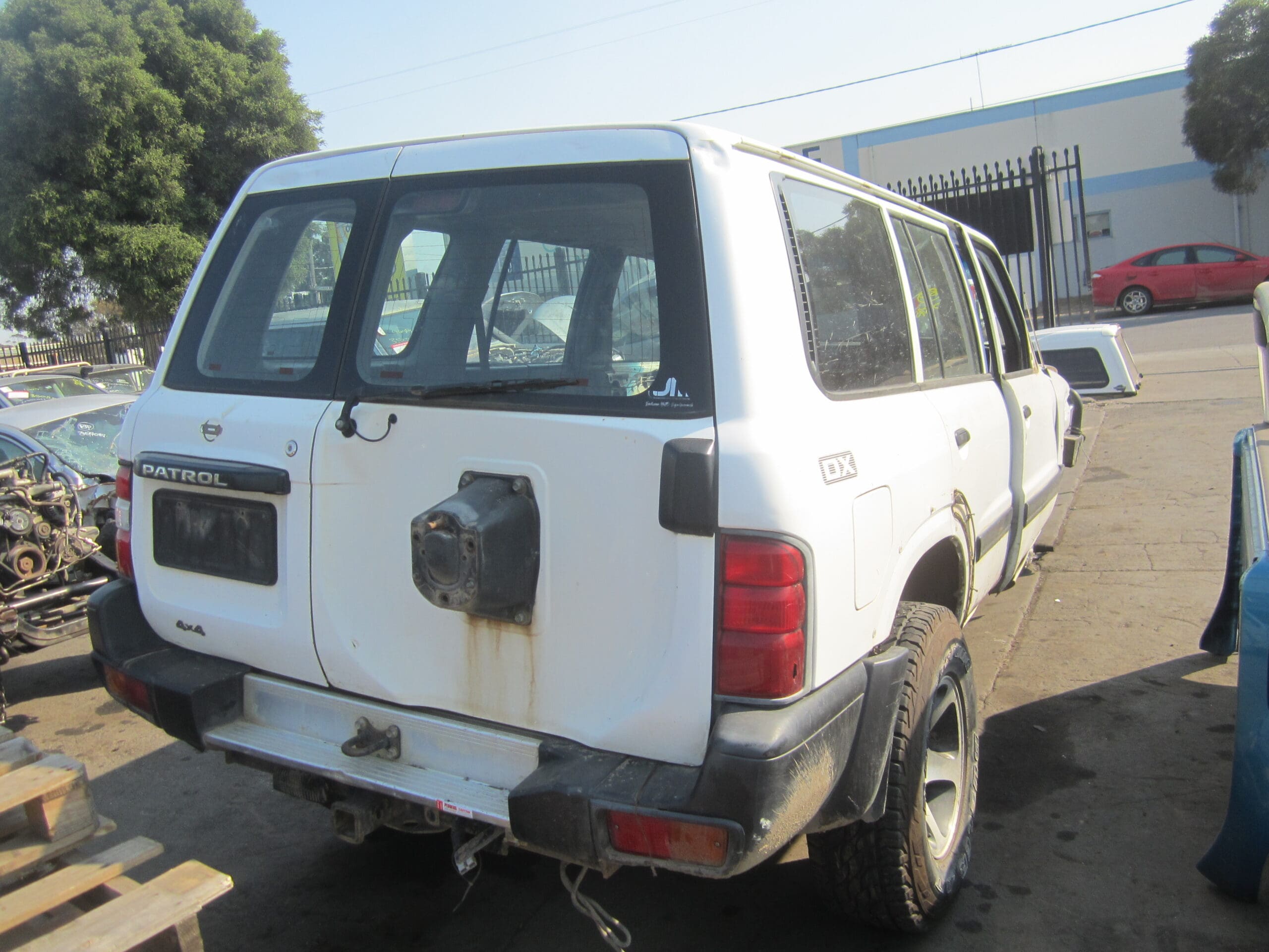 NISSAN PATROL Y61 GU WAGON TD42 TURBO DIESEL 2001 WRECKING