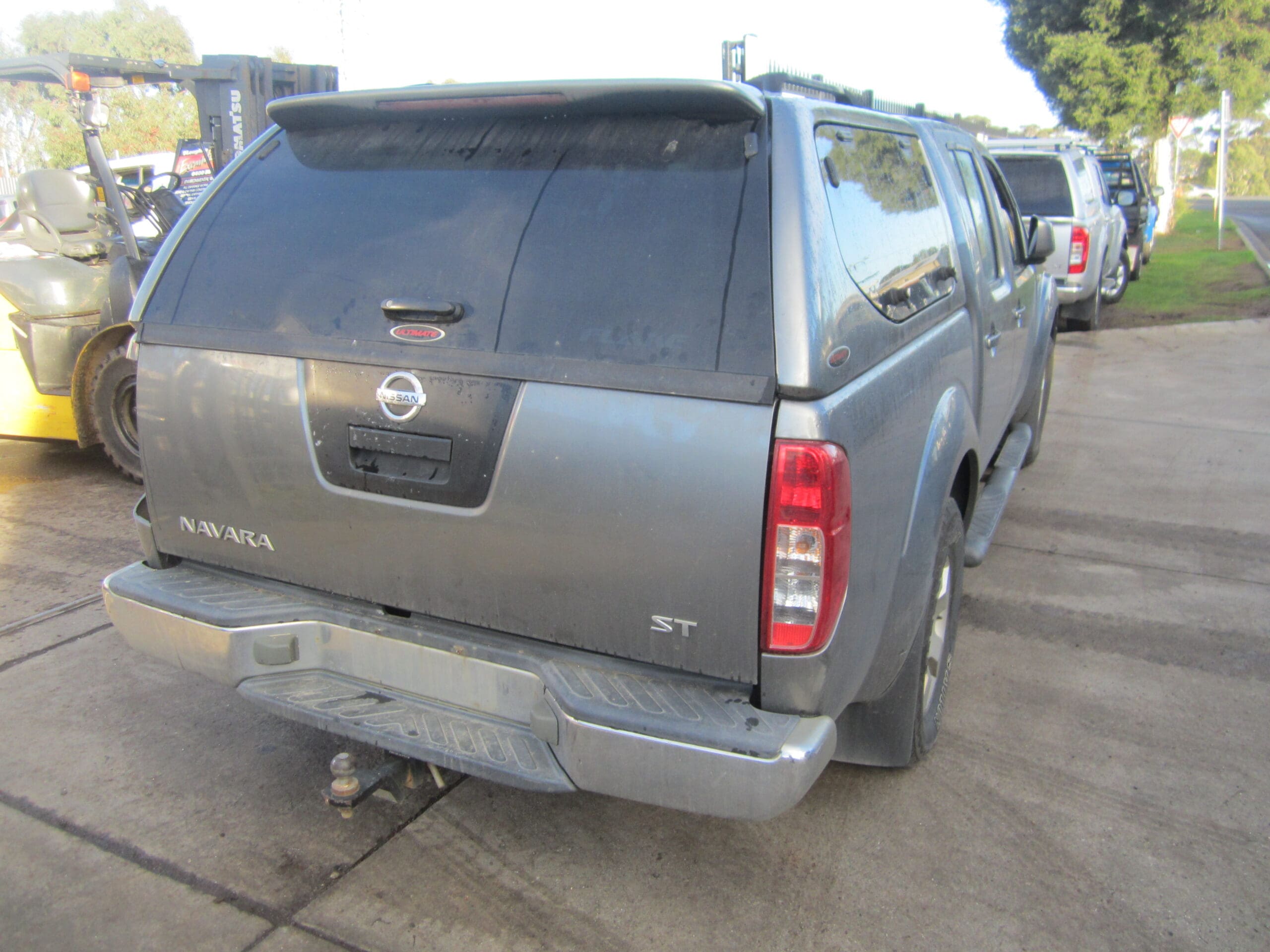 NISSAN NAVARA D40 MNT THAI YD25 DIESEL CANOPY GREY 2012 WRECKING