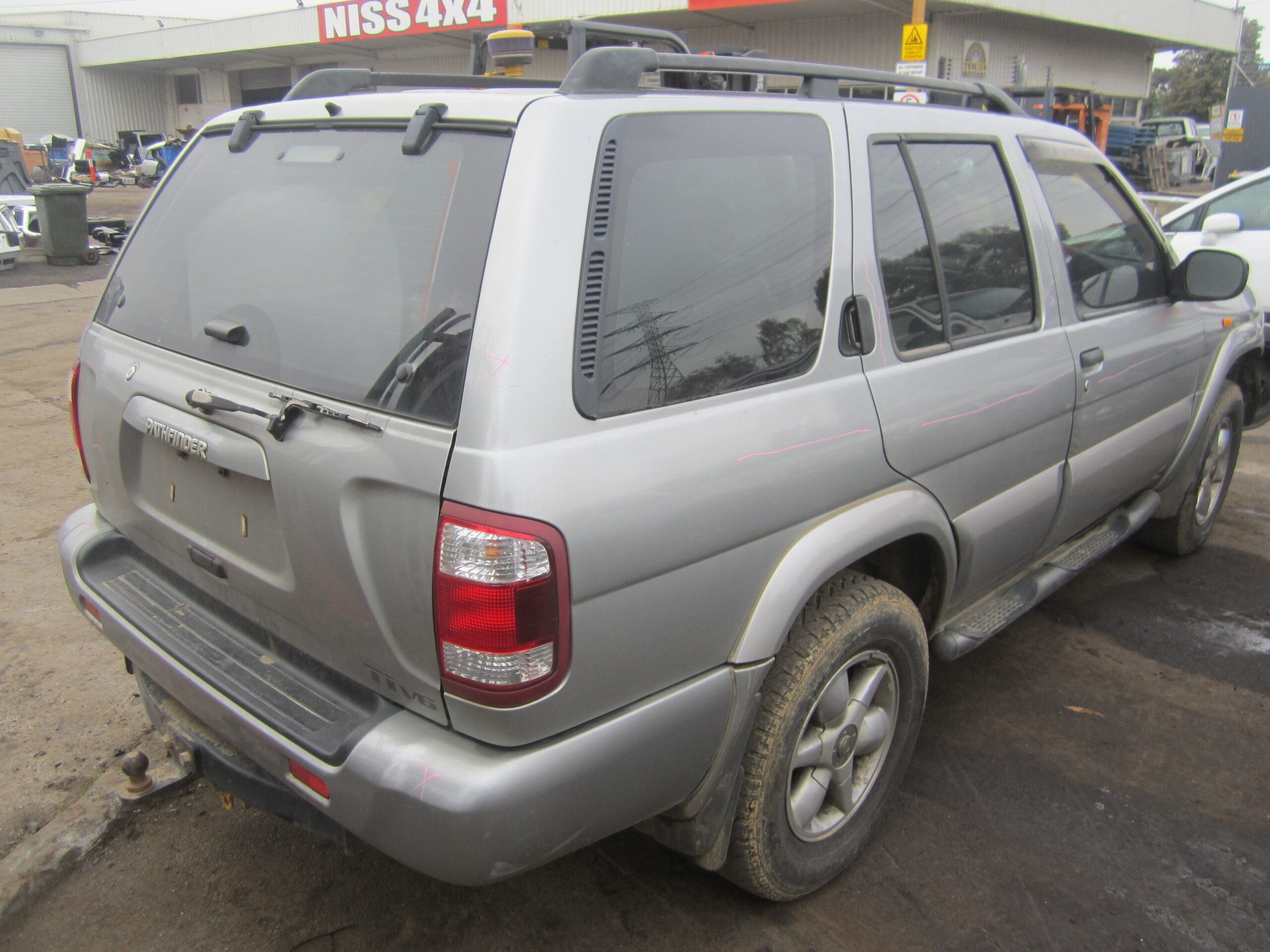 NISSAN PATHFINDER R50 VG33 AUTO 1999 WRECKING