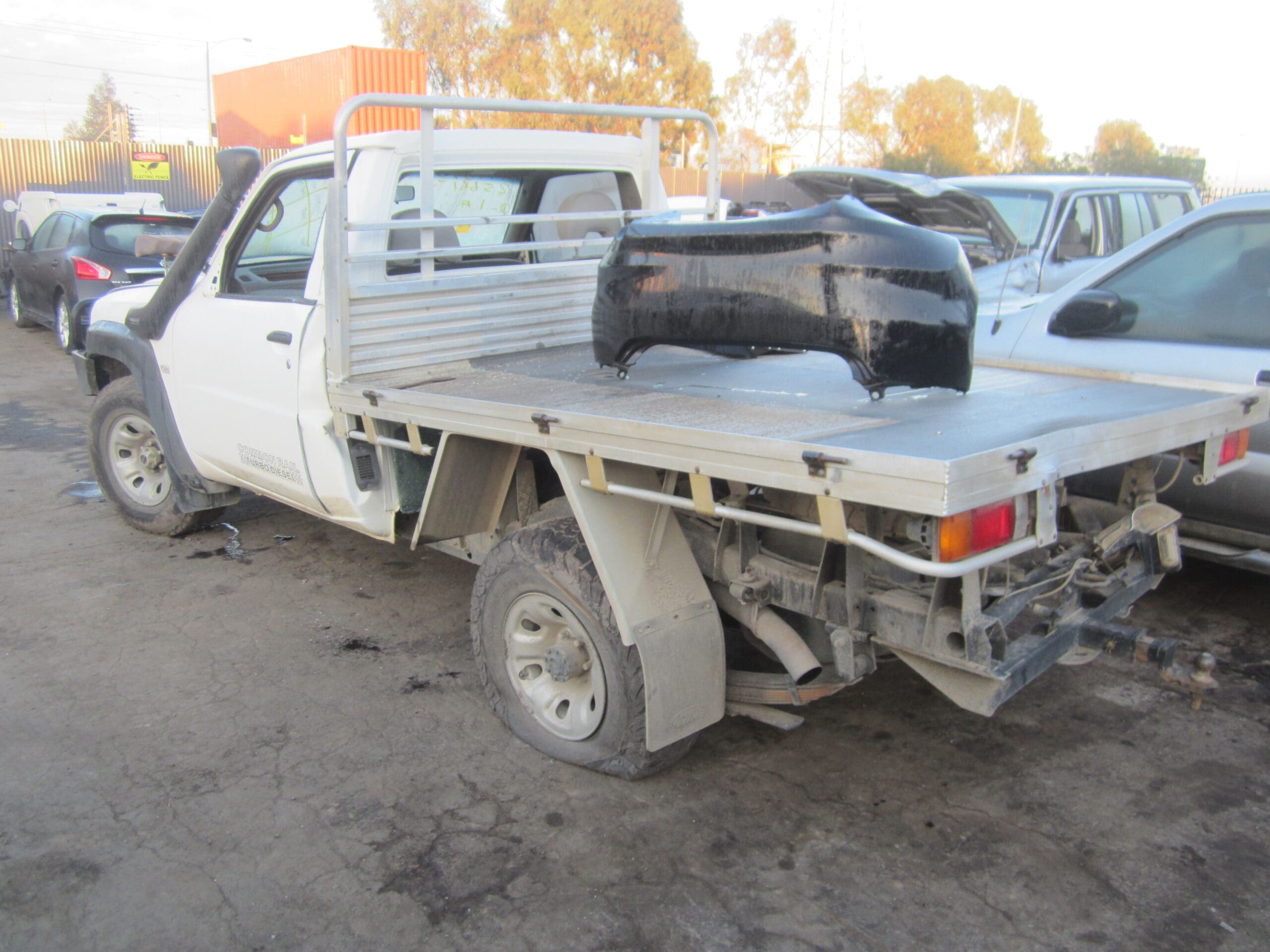NISSAN PATROL Y61 GU UTE ZD30 COMMON RAIL WHITE 2008 WRECKING