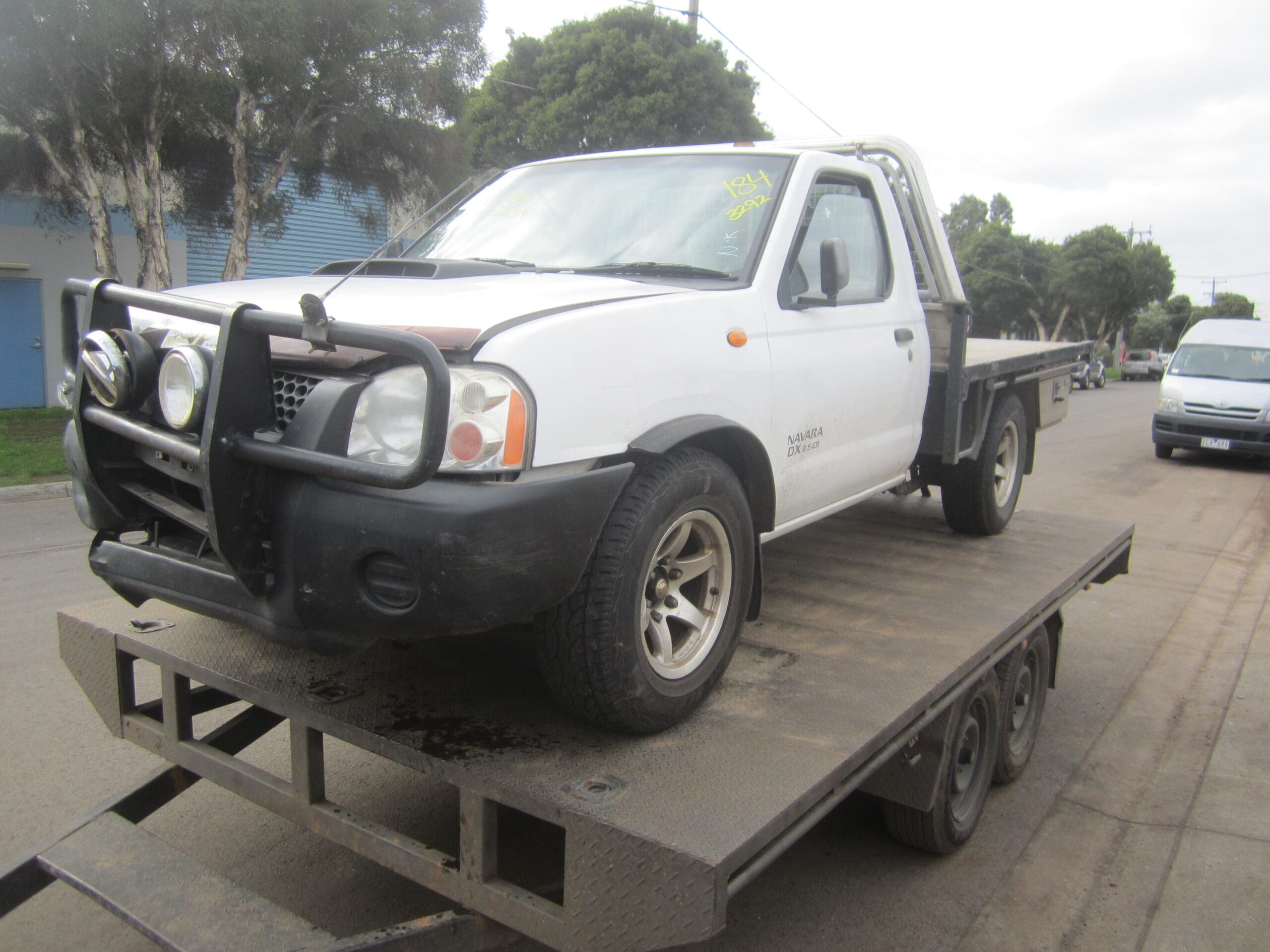 NISSAN NAVARA D22 SINGLE CAB YD25 DIESEL WHITE 2009 WRECKING