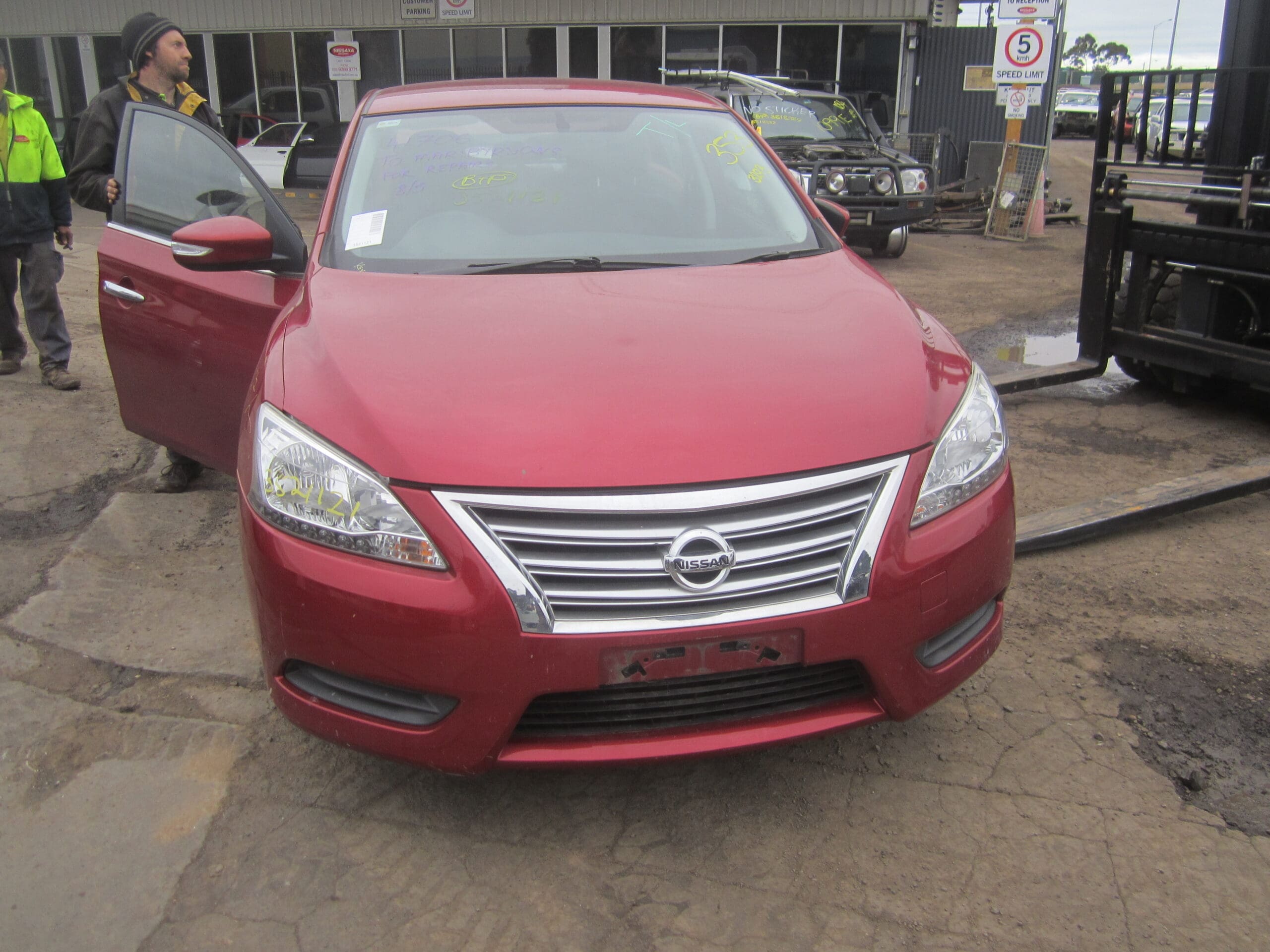 NISSAN PULSAR B17 ST SEDAN 1.8 CVT AUTO RED 2014 WRECKING