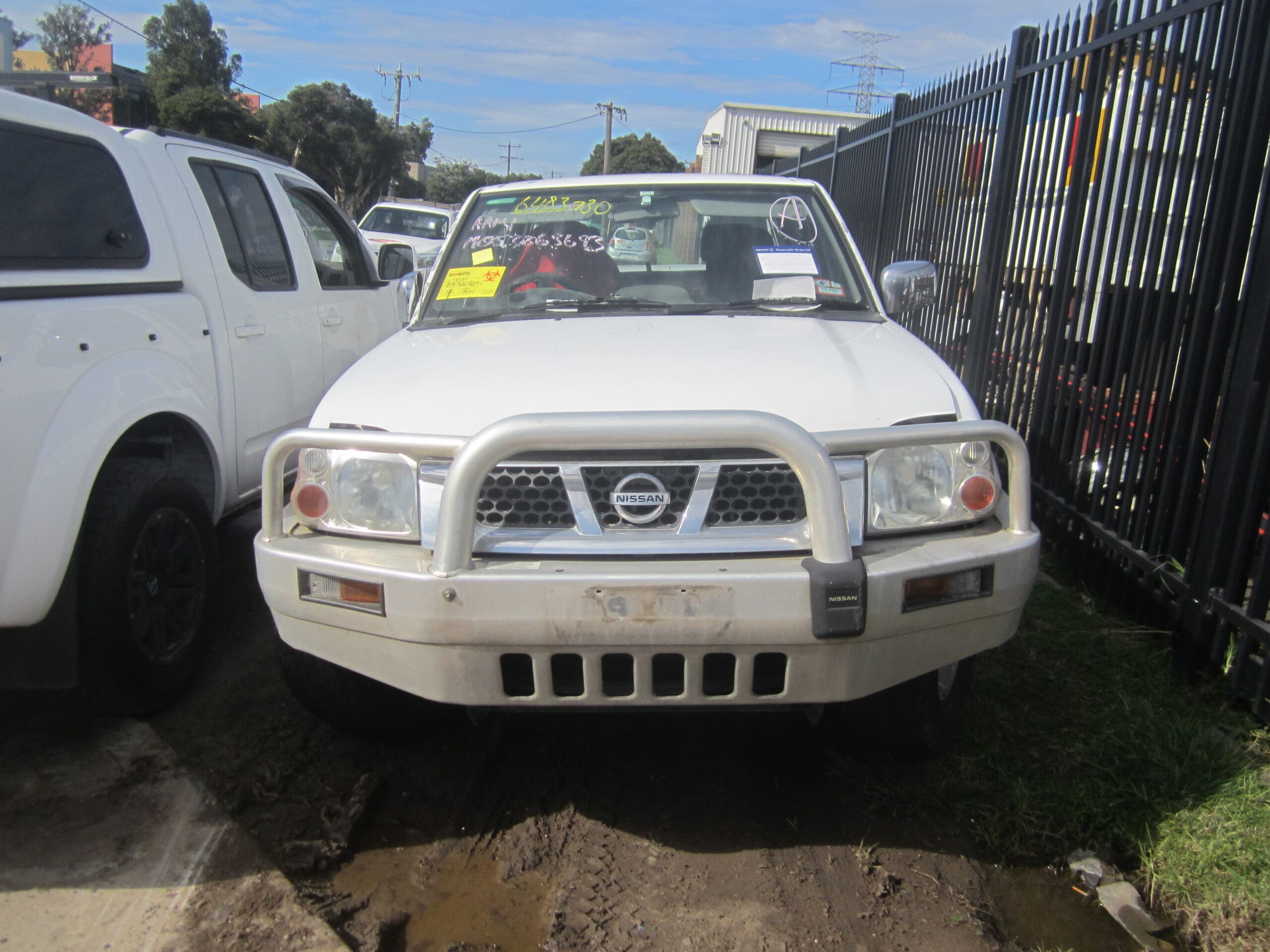 NISSAN NAVARA D22 ZD30 DIESEL WHITE 2005 WRECKING