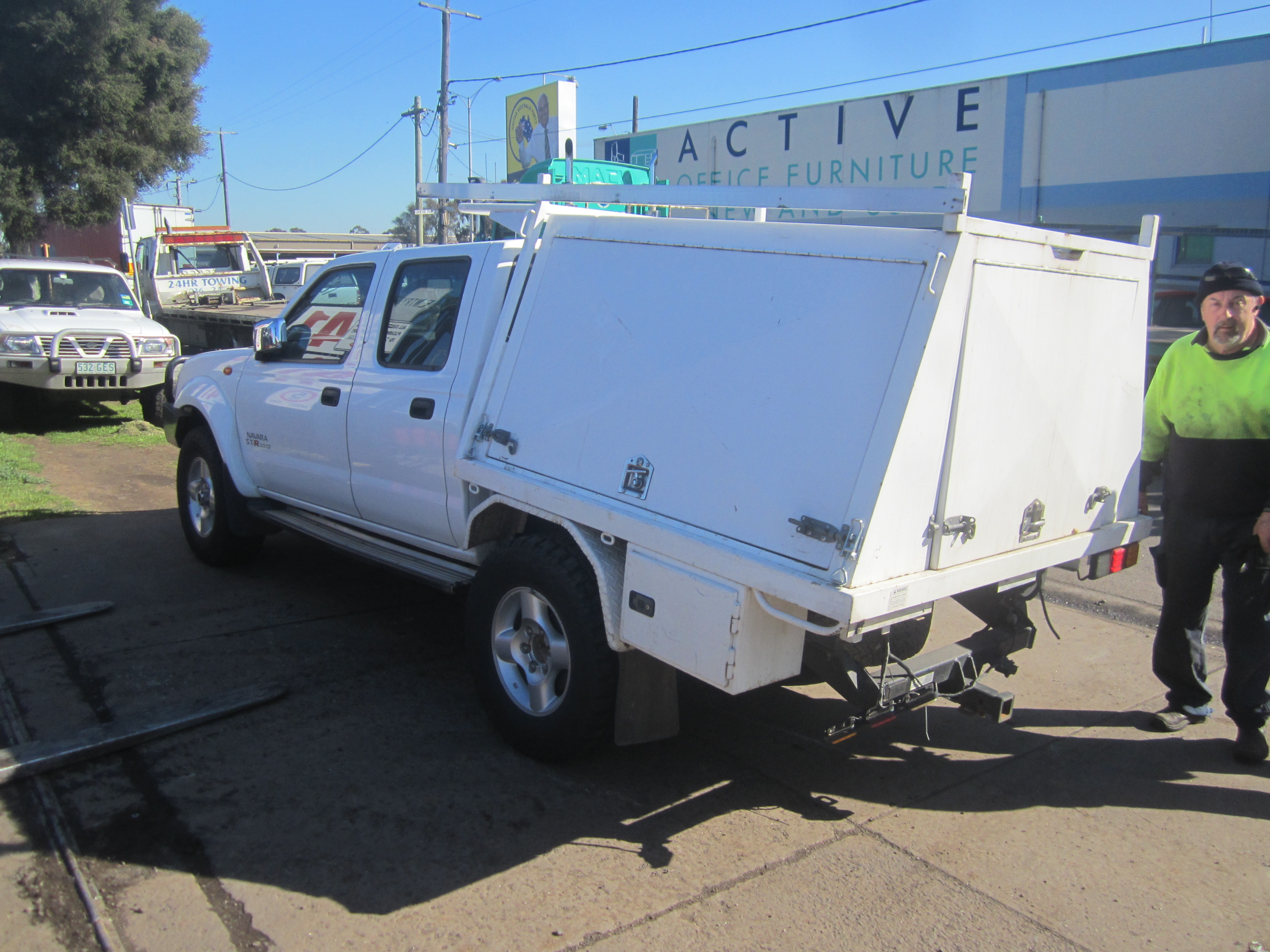 NISSAN NAVARA D22 YD25 DIESEL WHITE 2014 WRECKING