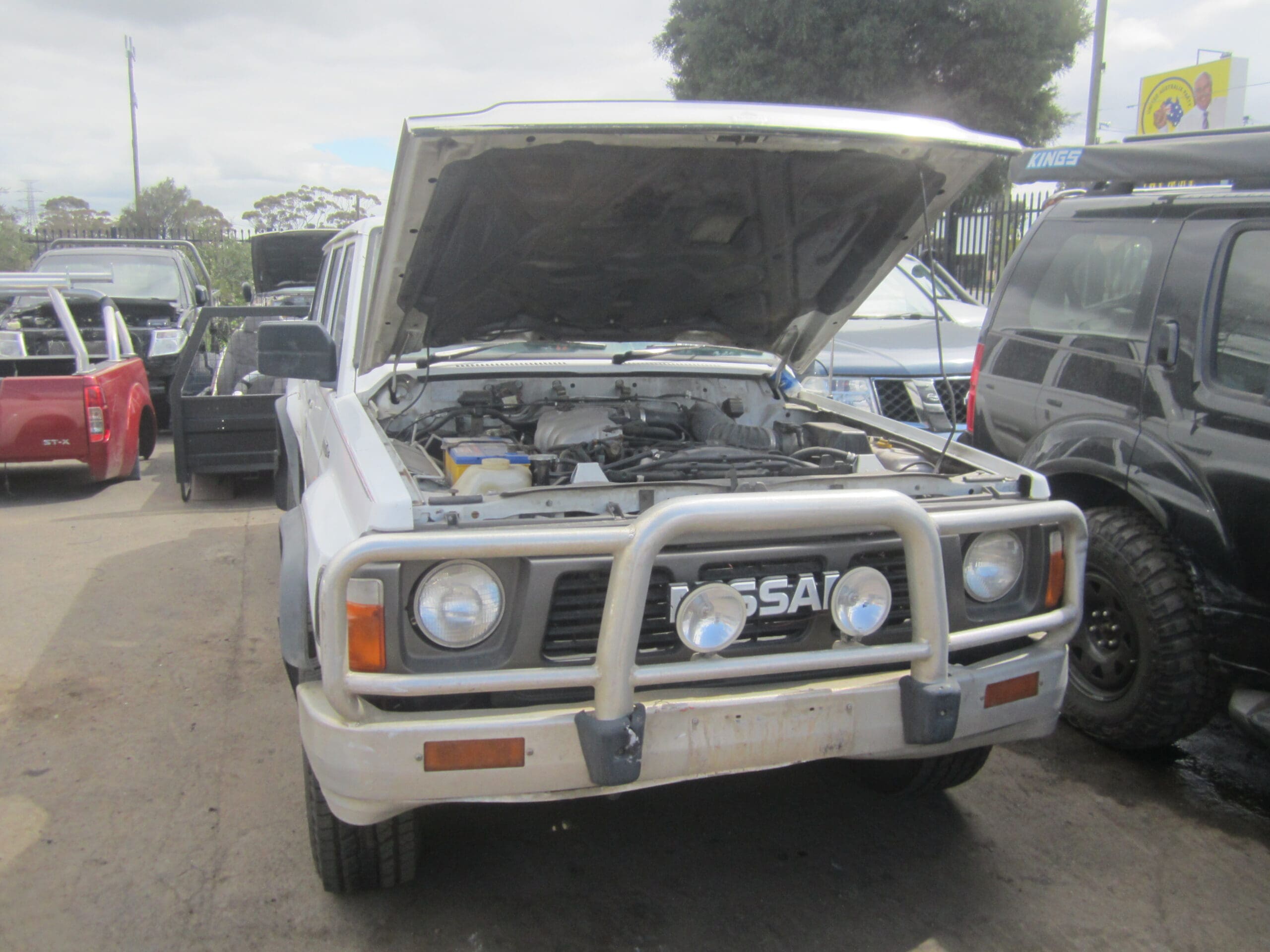 NISSAN PATROL GQ Y60 TB42 EFI RX WHITE 1994 WRECKING