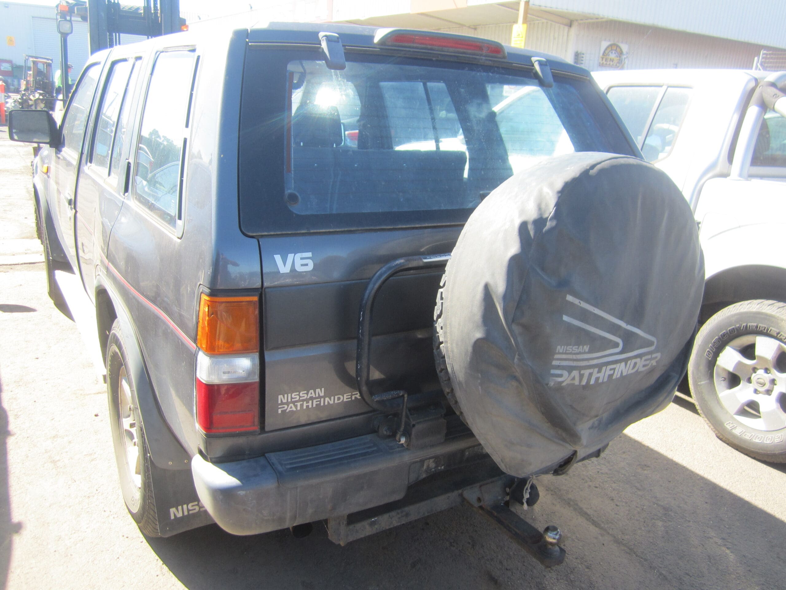 NISSAN PATHFINDER WD21 VG30 V6 4X4 AUTO 1991 WRECKING
