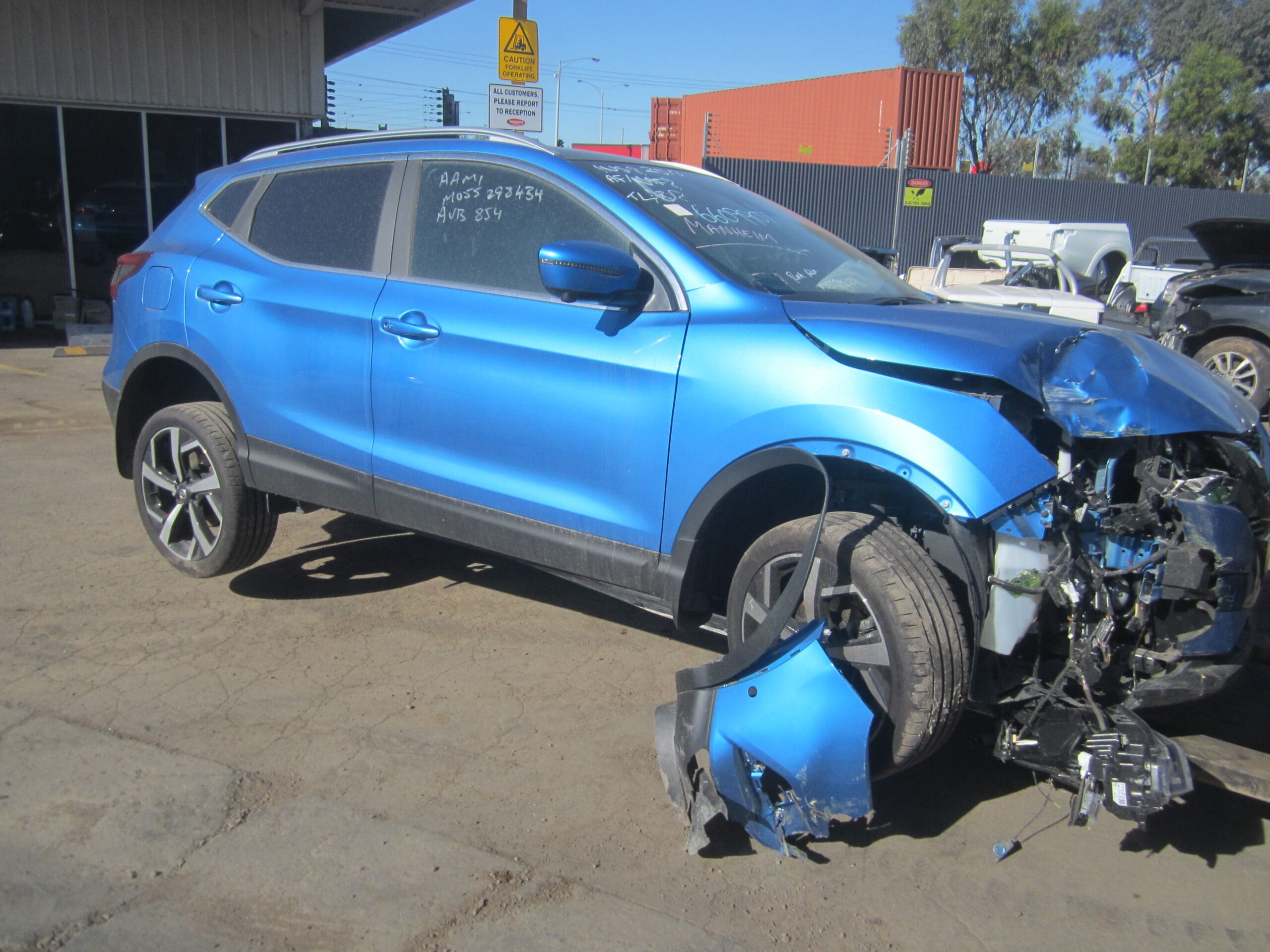 NISSAN QASHQAI J11 Ti 2.0 PETROL BLUE 2019 WRECKING
