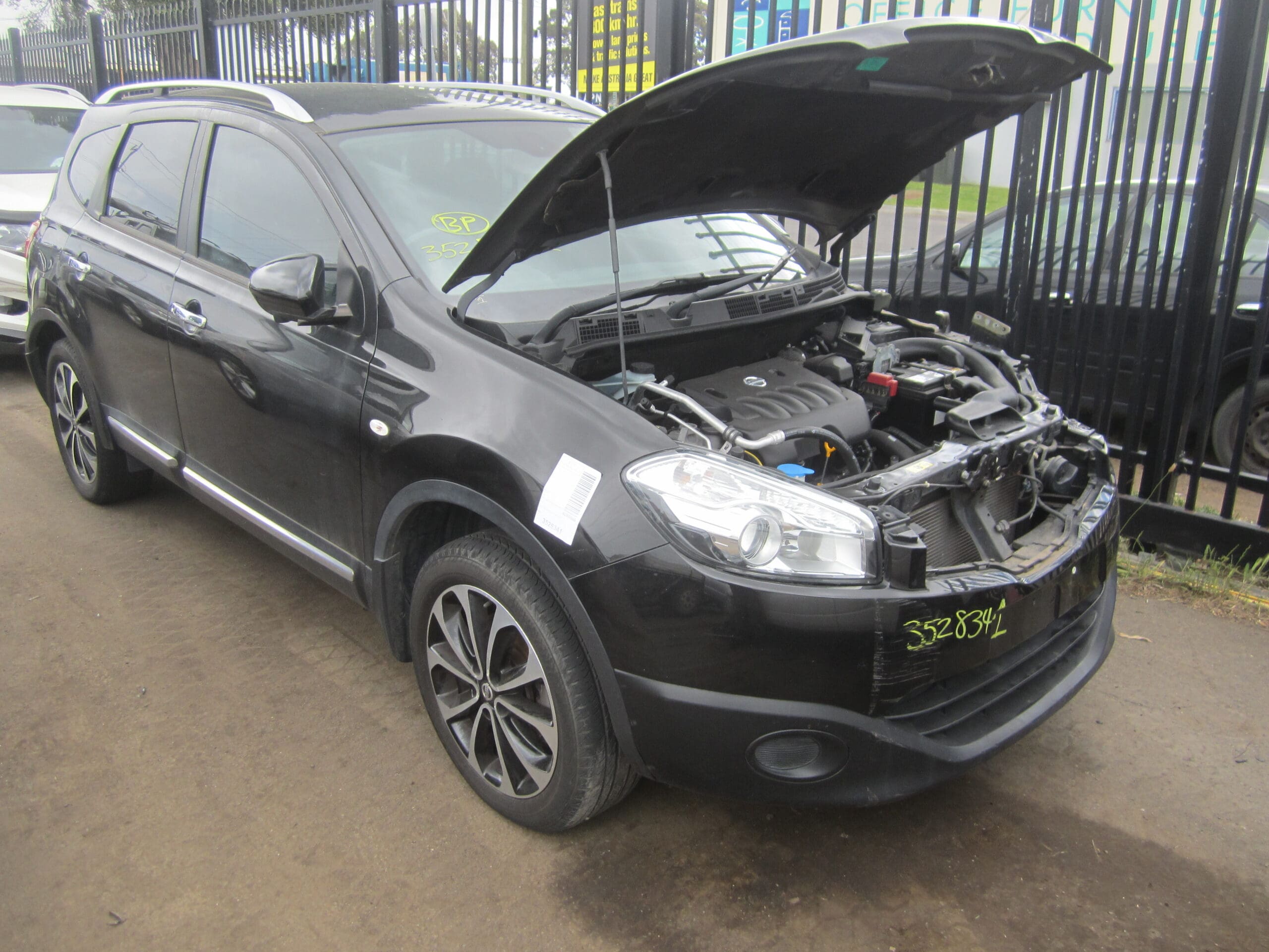 NISSAN DUALIS J10 +2 Ti-L 4X4 AUTO BLACK 2012 WRECKING