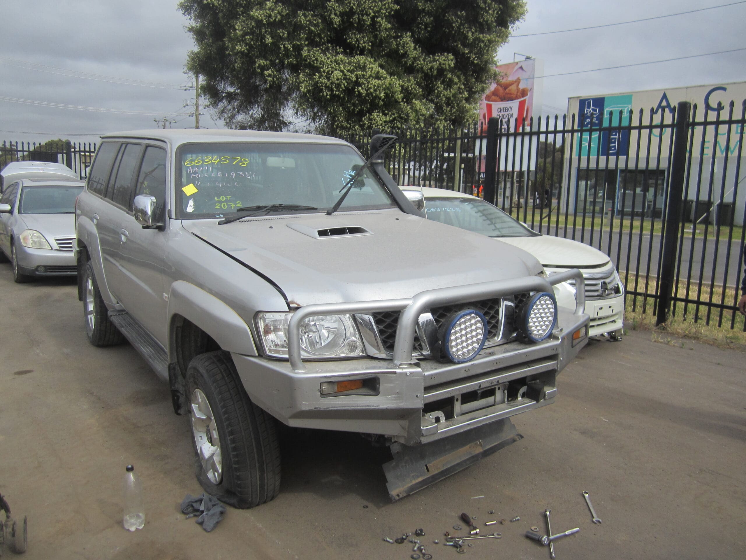 NISSAN PATROL Y61 ST WAGON ZD30 DIESEL SILVER 2006 WRECKING