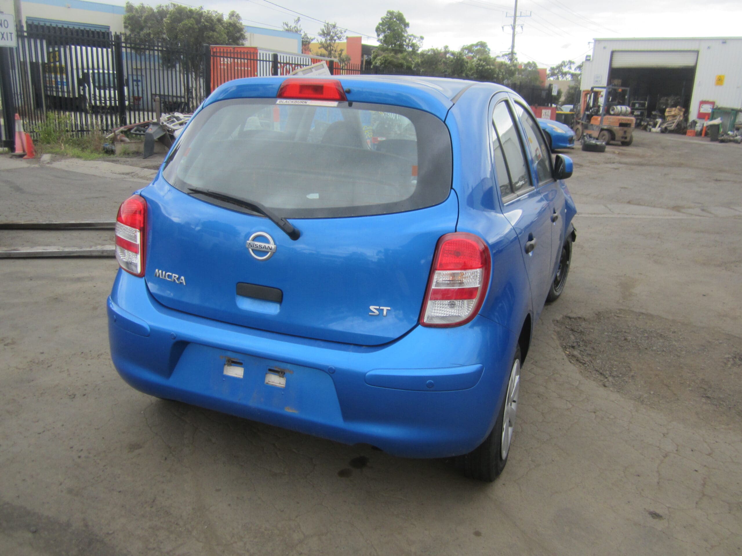 NISSAN MICRA K12 ST 1.4 BLUE 2009 WRECKING