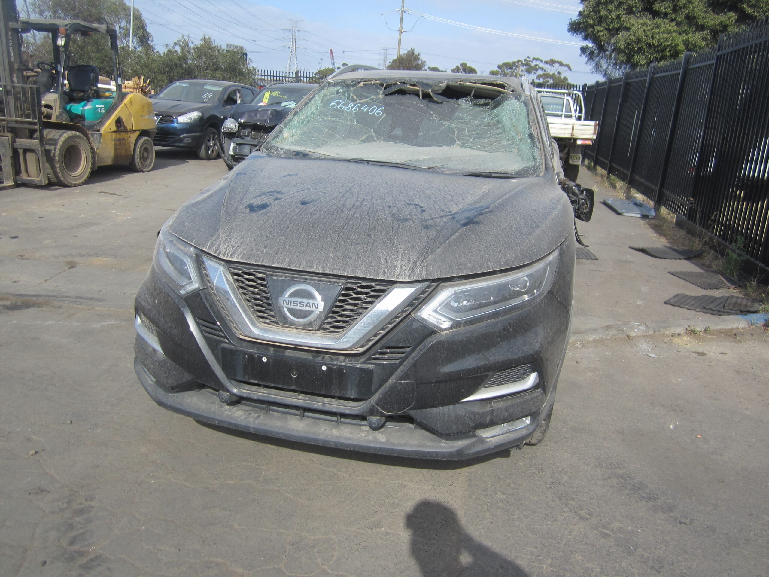 NISSAN QASHQAI J11 2L NTEC BLACK 2018 WRECKING