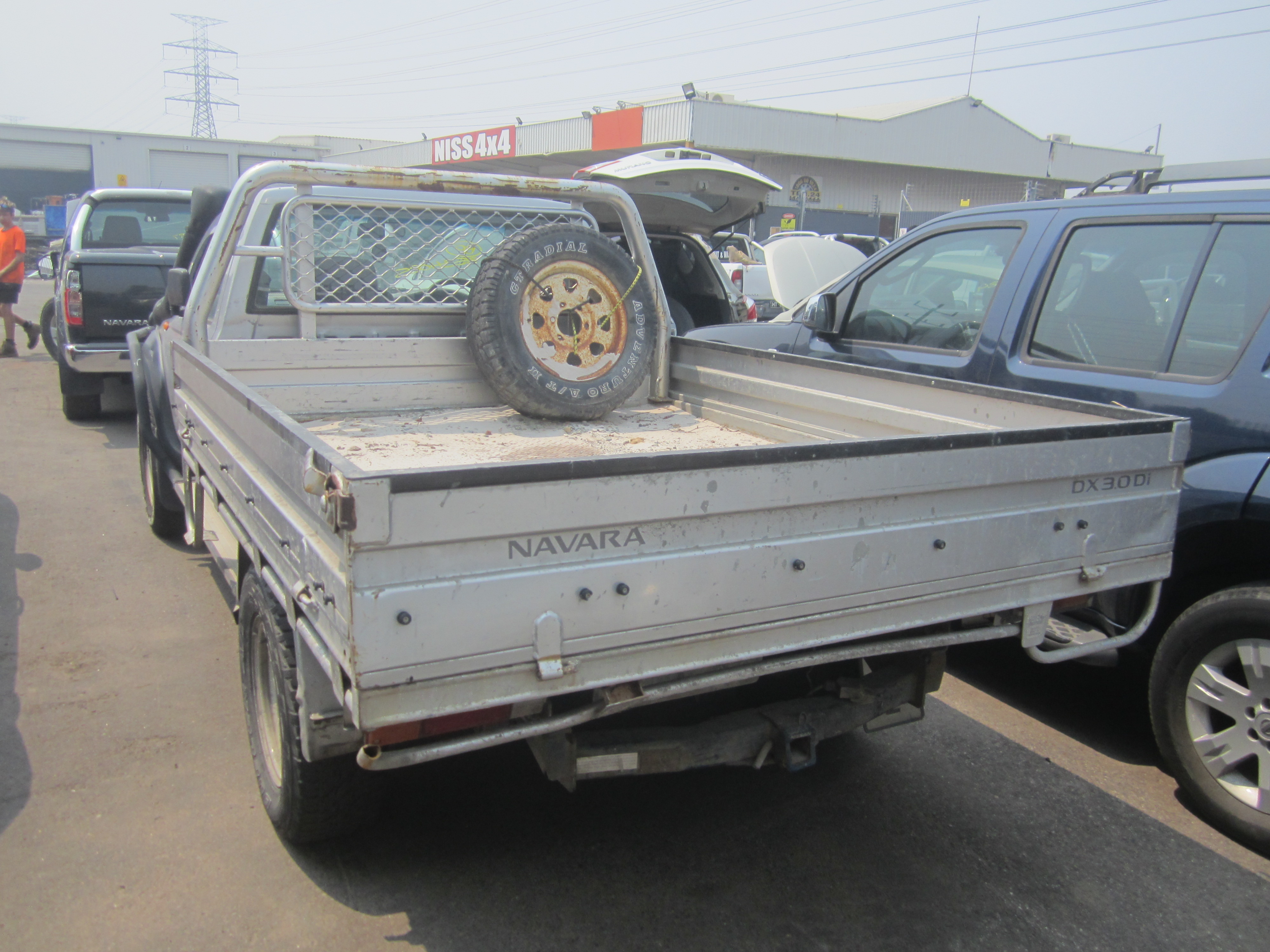 NISSAN NAVARA D22 SINGLE CAB ZD30 STEEL TRAY SILVER 2006 WRECKING