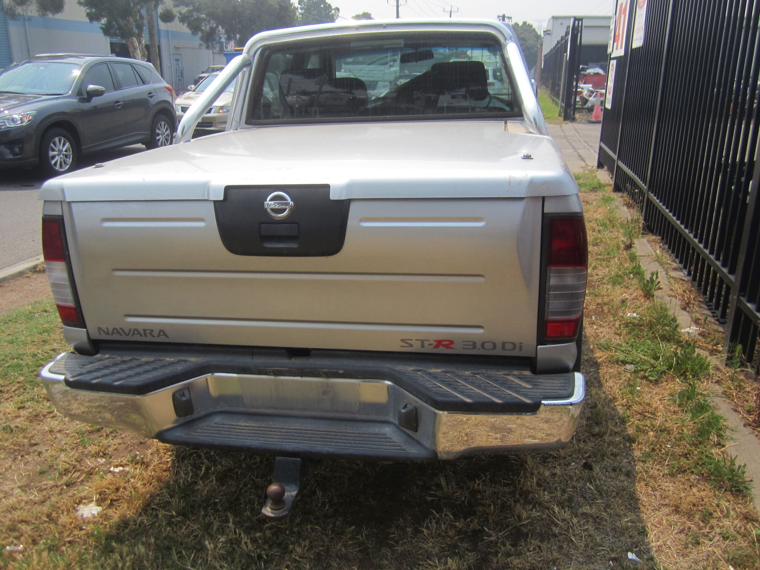 NISSAN NAVARA D22 ST-R ZD30 DUALCAB SILVER 2006 WRECKING