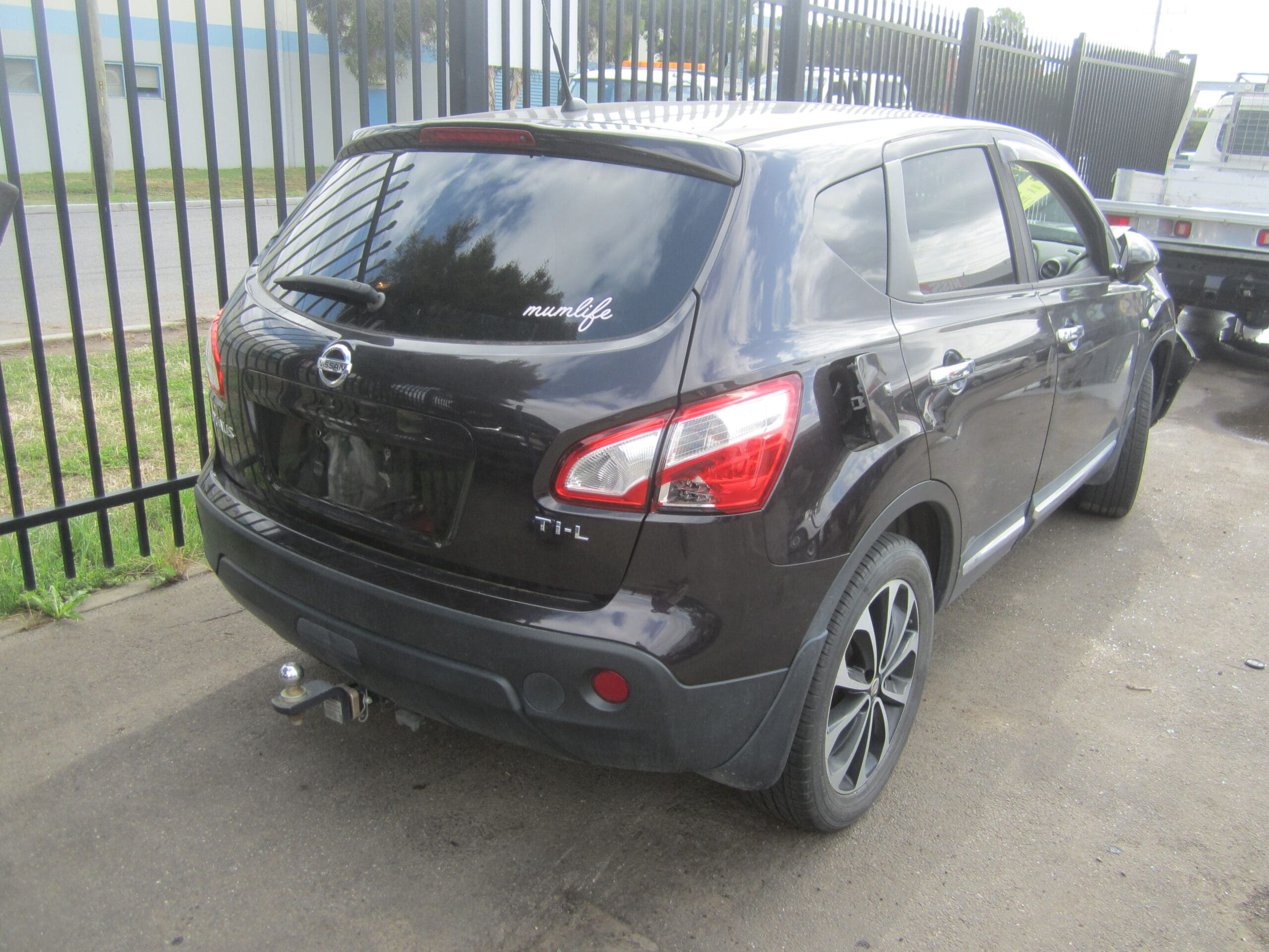 NISSAN DUALIS J10 Ti-L MR20 PETROL BLACK 2012 WRECKING